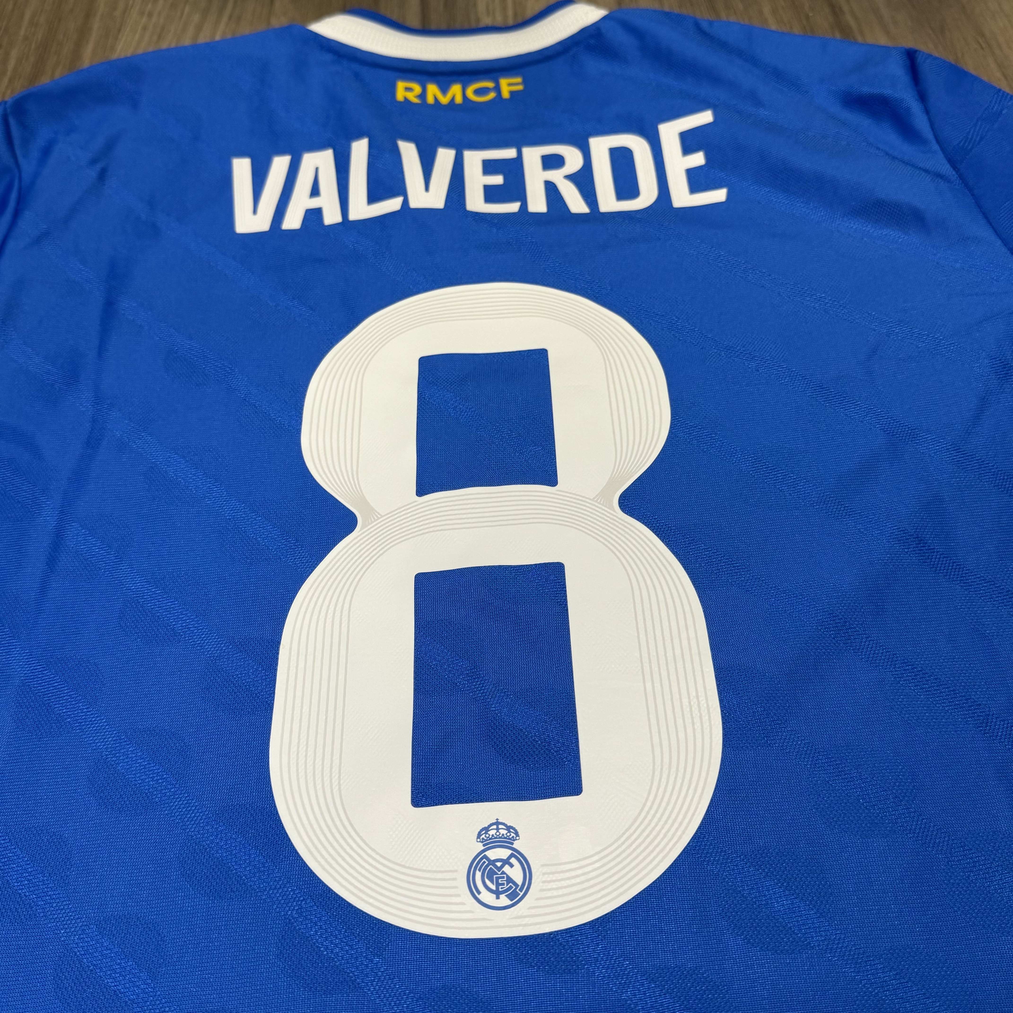 Real Madrid 25/26 player issue away shirt #8 Valverde