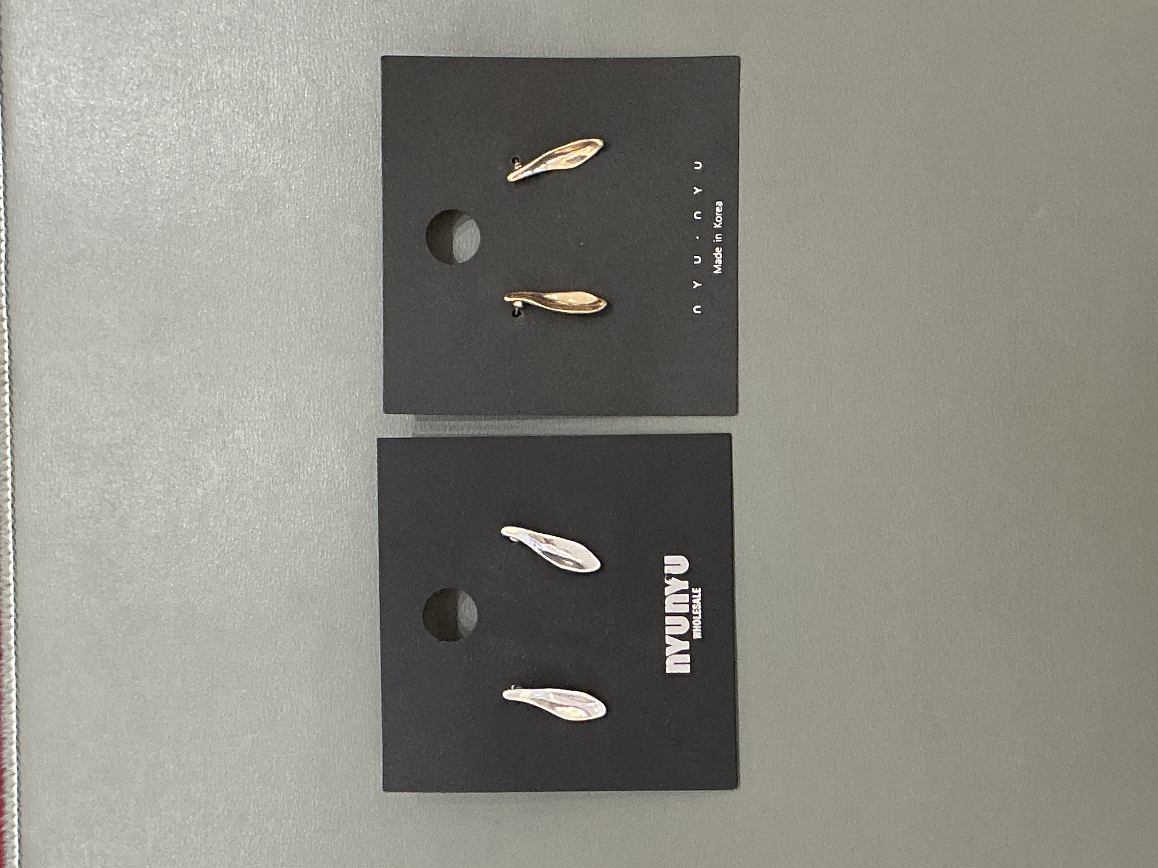 Nnu Leaf Shape Vintage Stud Earrings