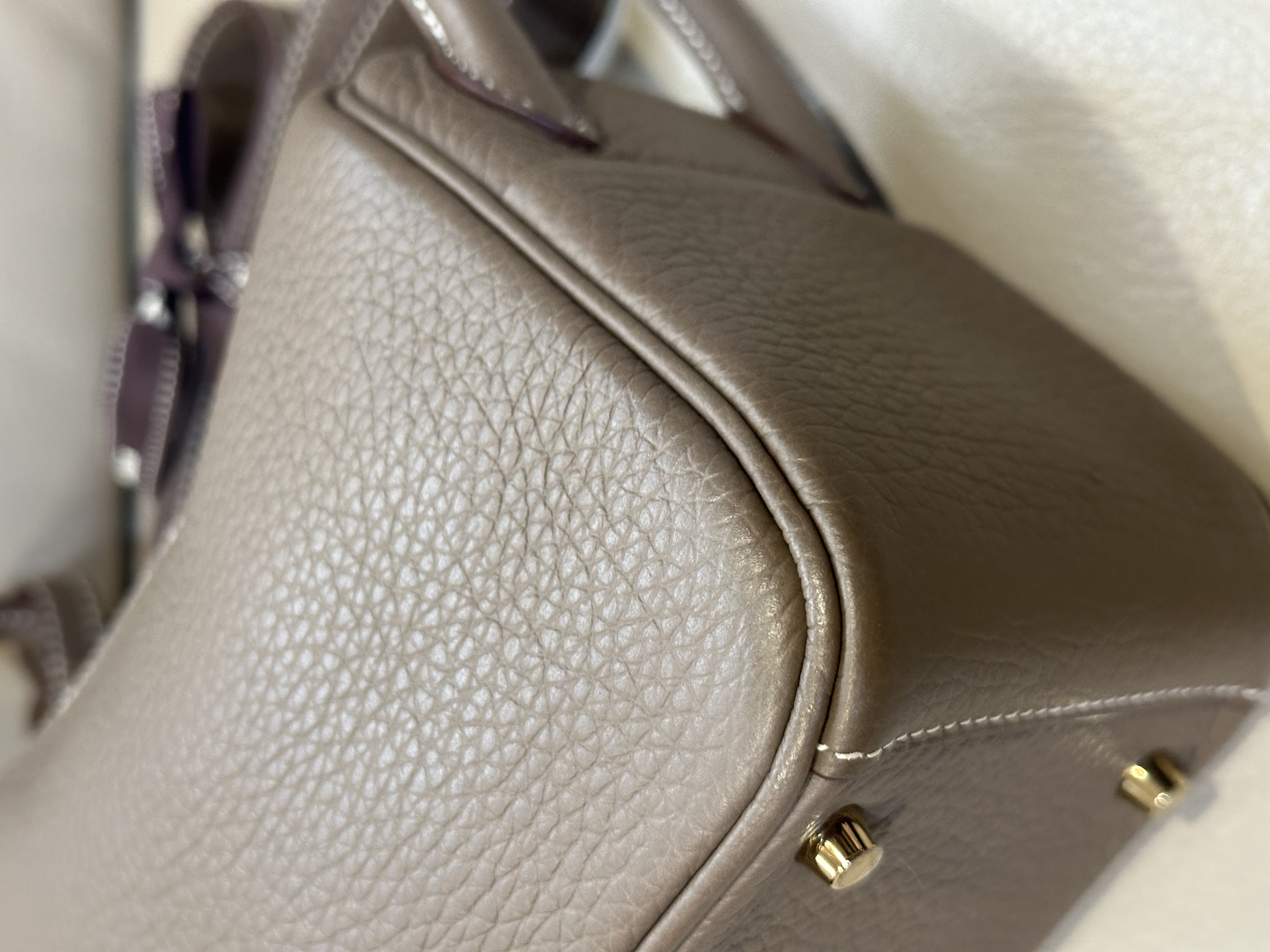 Pre-owned Hermès Mini Lindy bag Stamp B / Product Code: 26040510