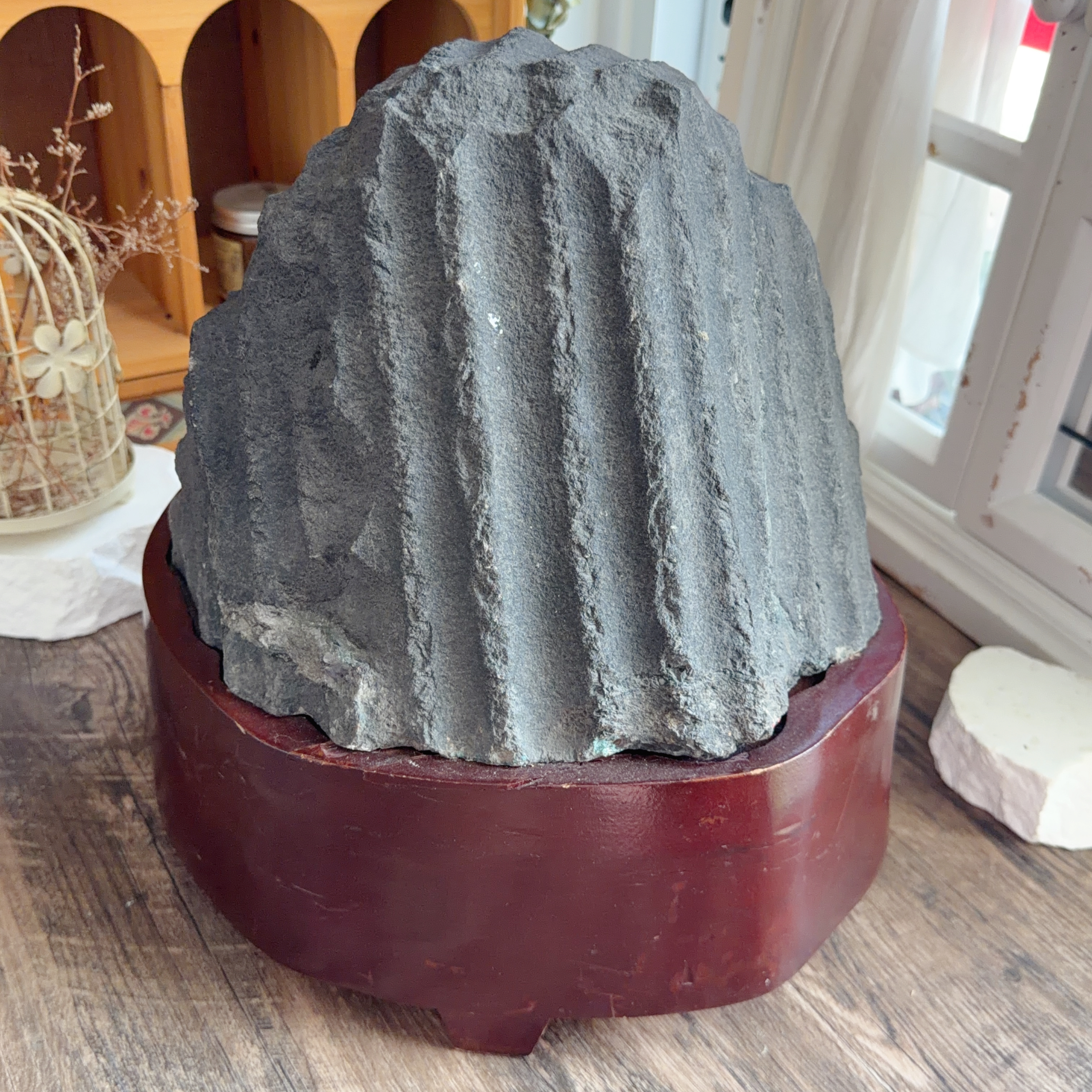 稀有原皮紫晶骨幹水晶洞共生方解石鈦晶