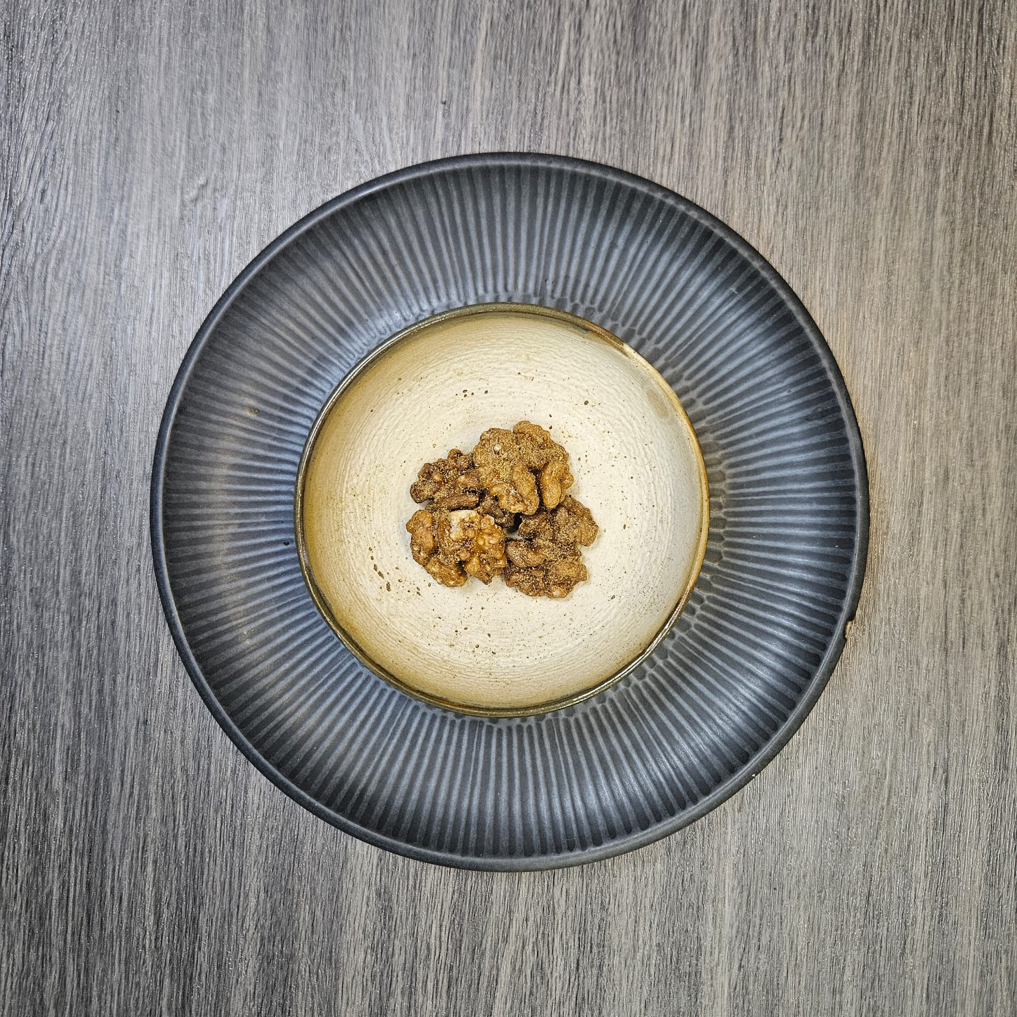 土匪合桃  Spiced Cumin Glazed Walnut