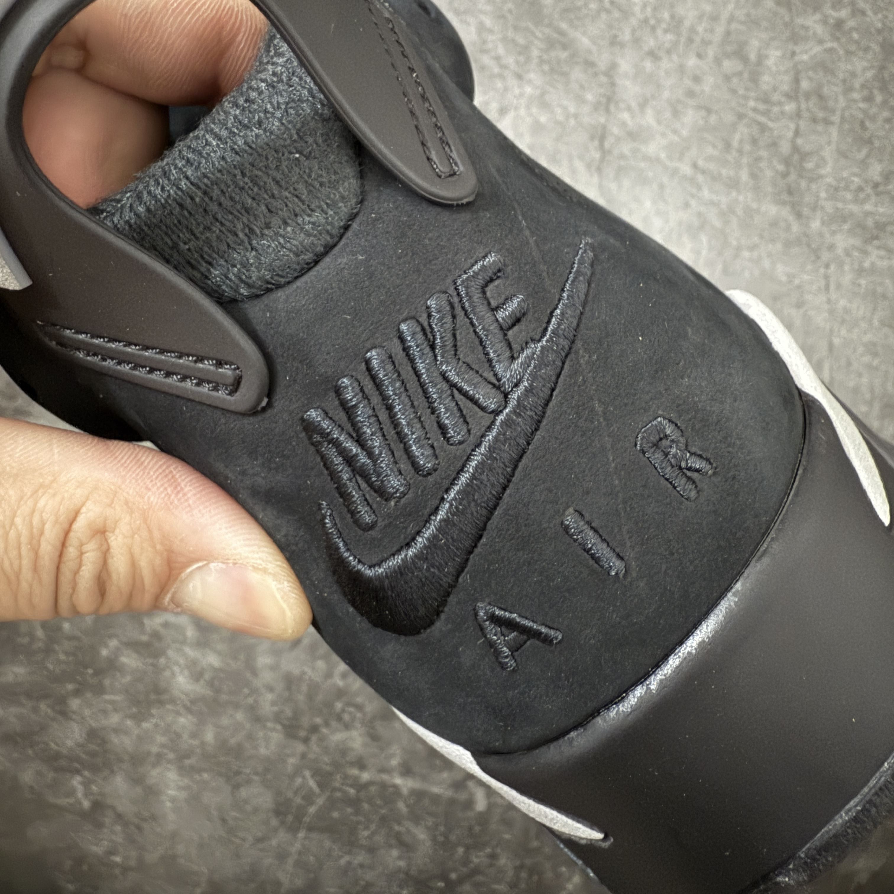Air Jordan 6 "Cap and Gown" IR2266-010