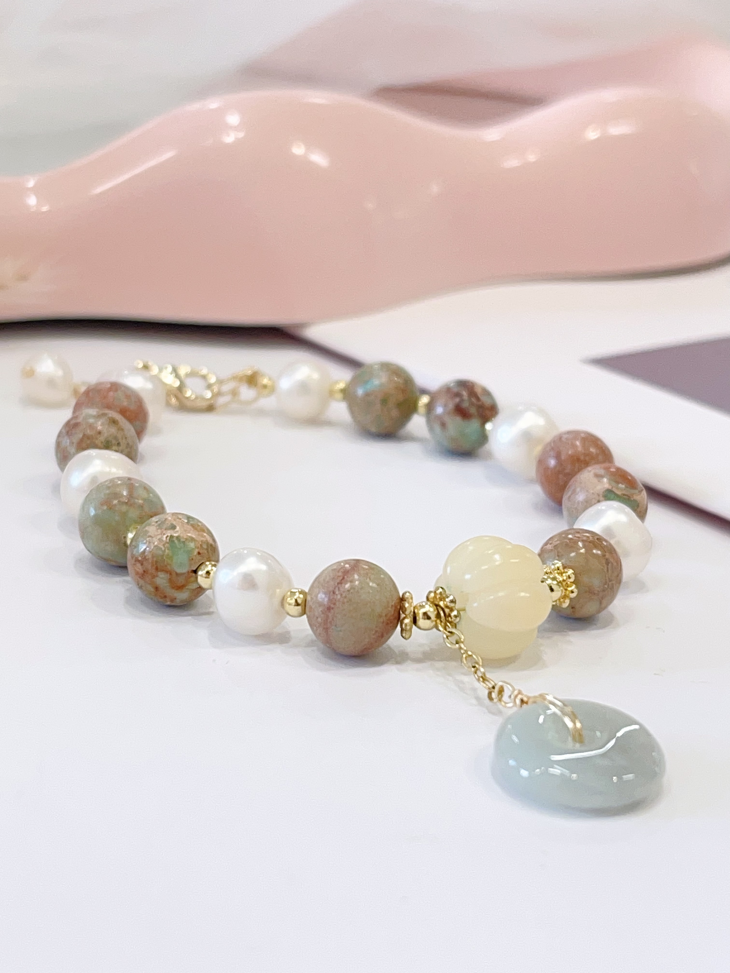 🤍✨ 寿山石 × 玉髓 × 平安扣手串 Shoushan Stone, Chalcedony & Peace Buckle | 8mm