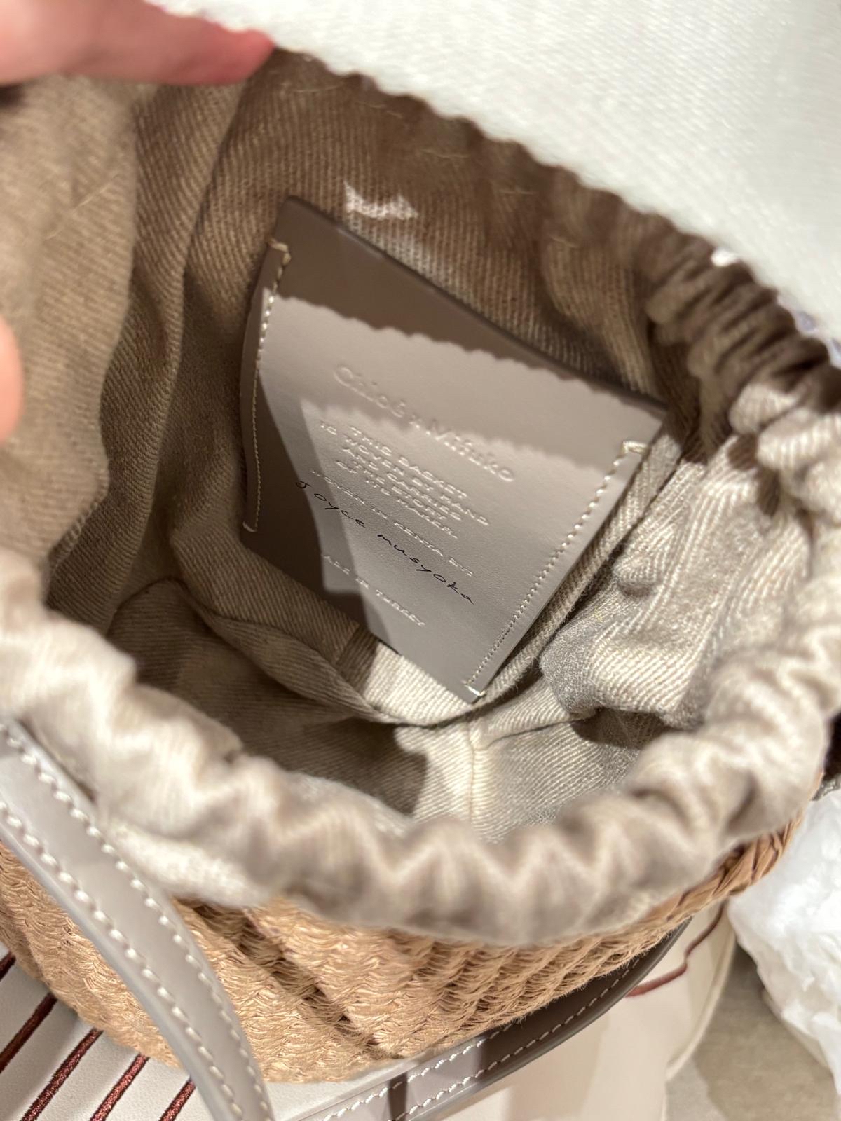 未使用品 Chloe Woody Small Bucket 100%Aurlthentic, Unused ✅Dust bag