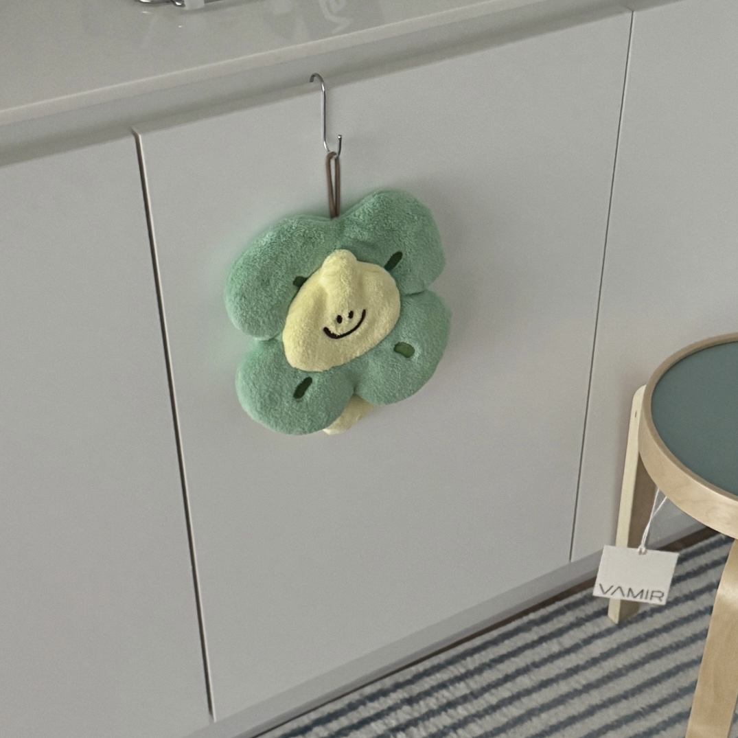 [SECOND MORNING] Clover Lemony Hand Towel