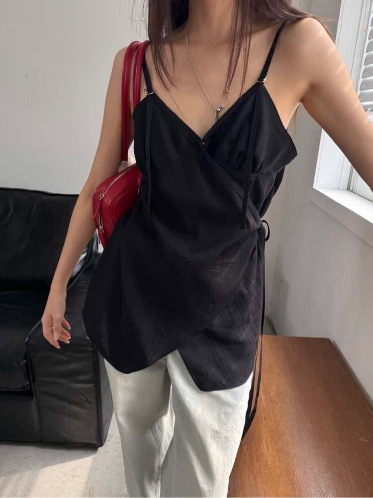 221381 吊帶斜扣背心