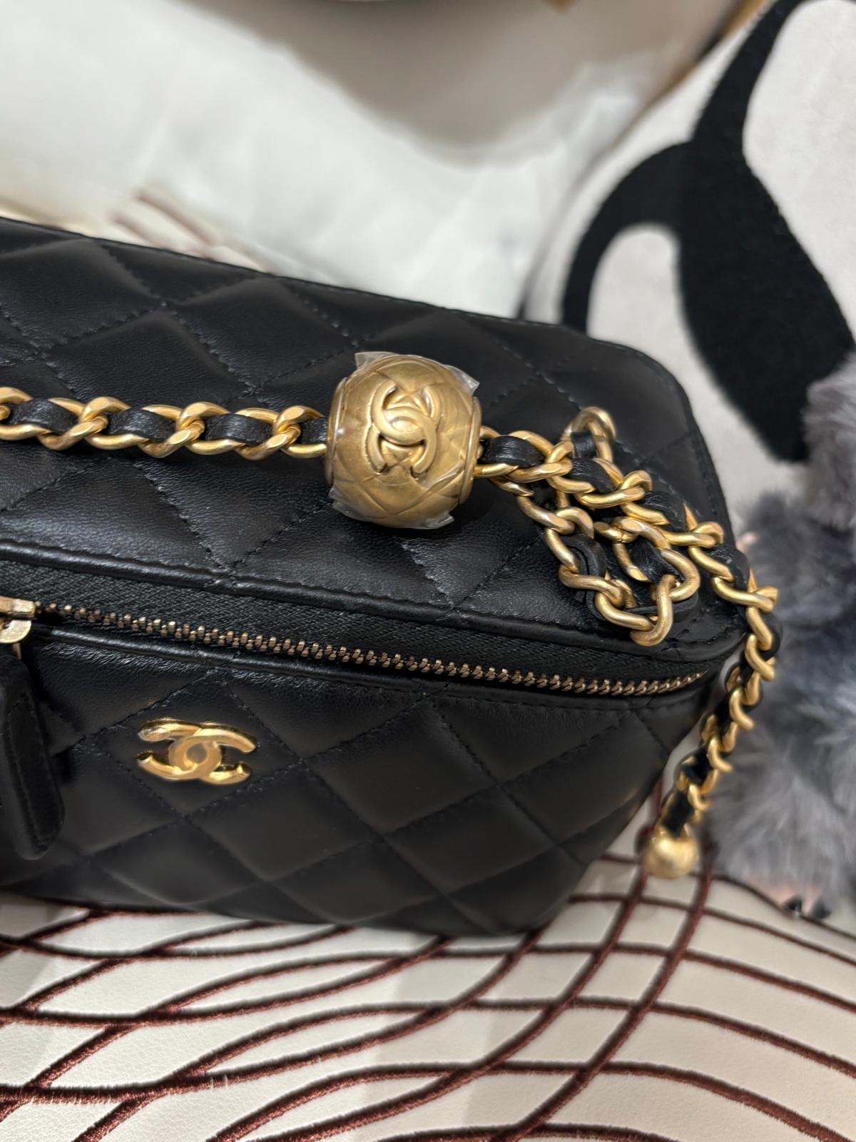  全新 Chanel Vanity with pearl crush 金球長盒子 100%Authentic,全新貨品BRAND NEW ✅專門店收據✅晶片貼✅塵袋✅box  
