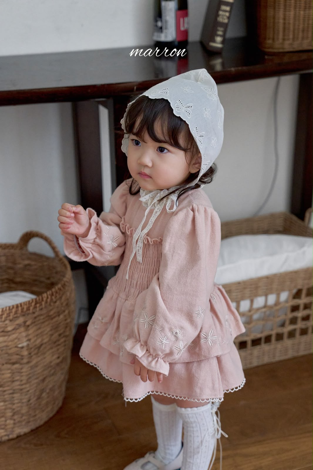 AW6132 Suit