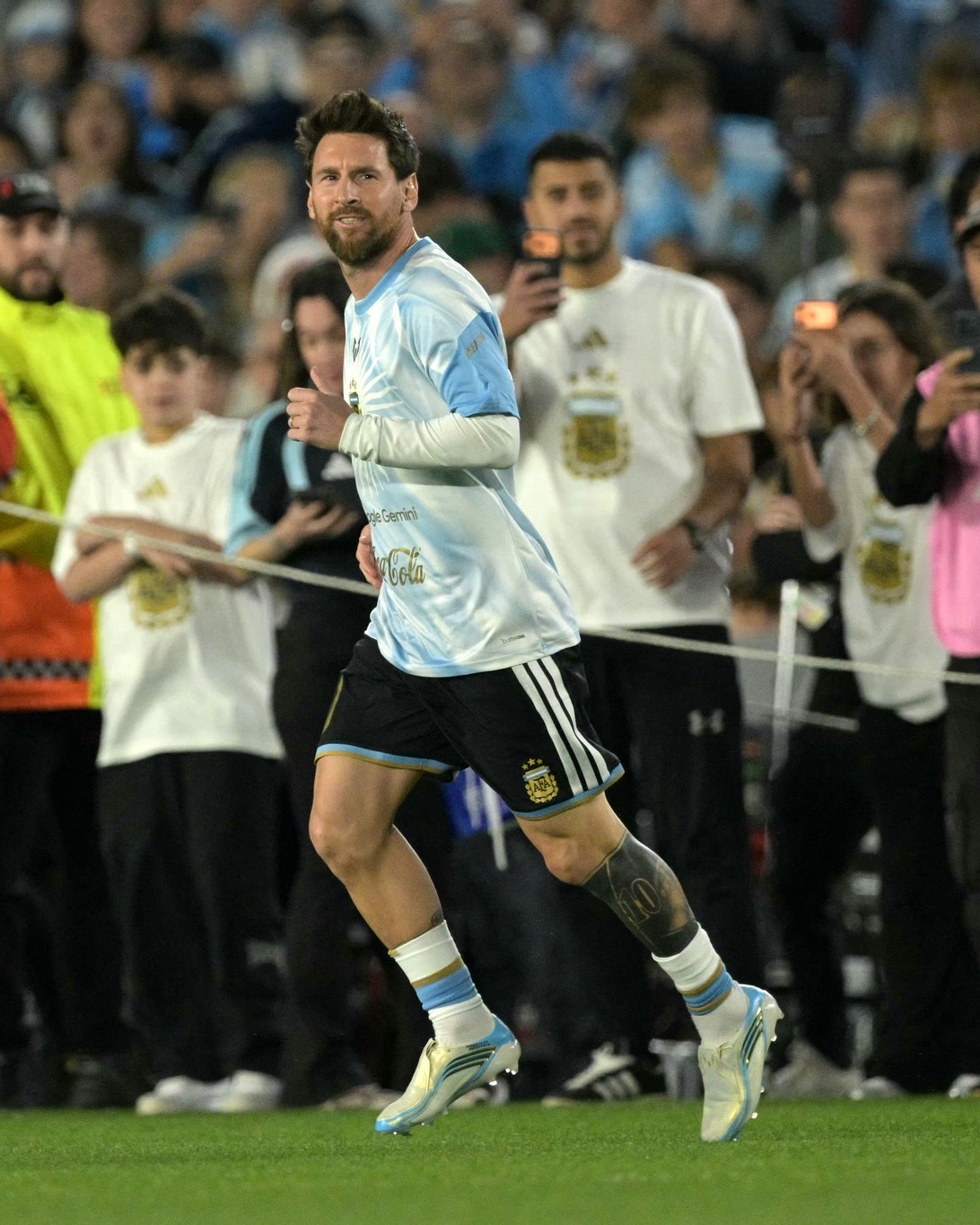 🔥 Adidas x Messi 美斯阿根廷紀念賽前訓練球衣 LD3320 (可加印落場版贊助)