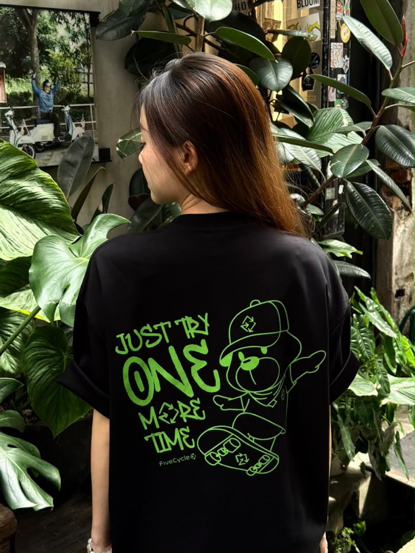 Skater Tee