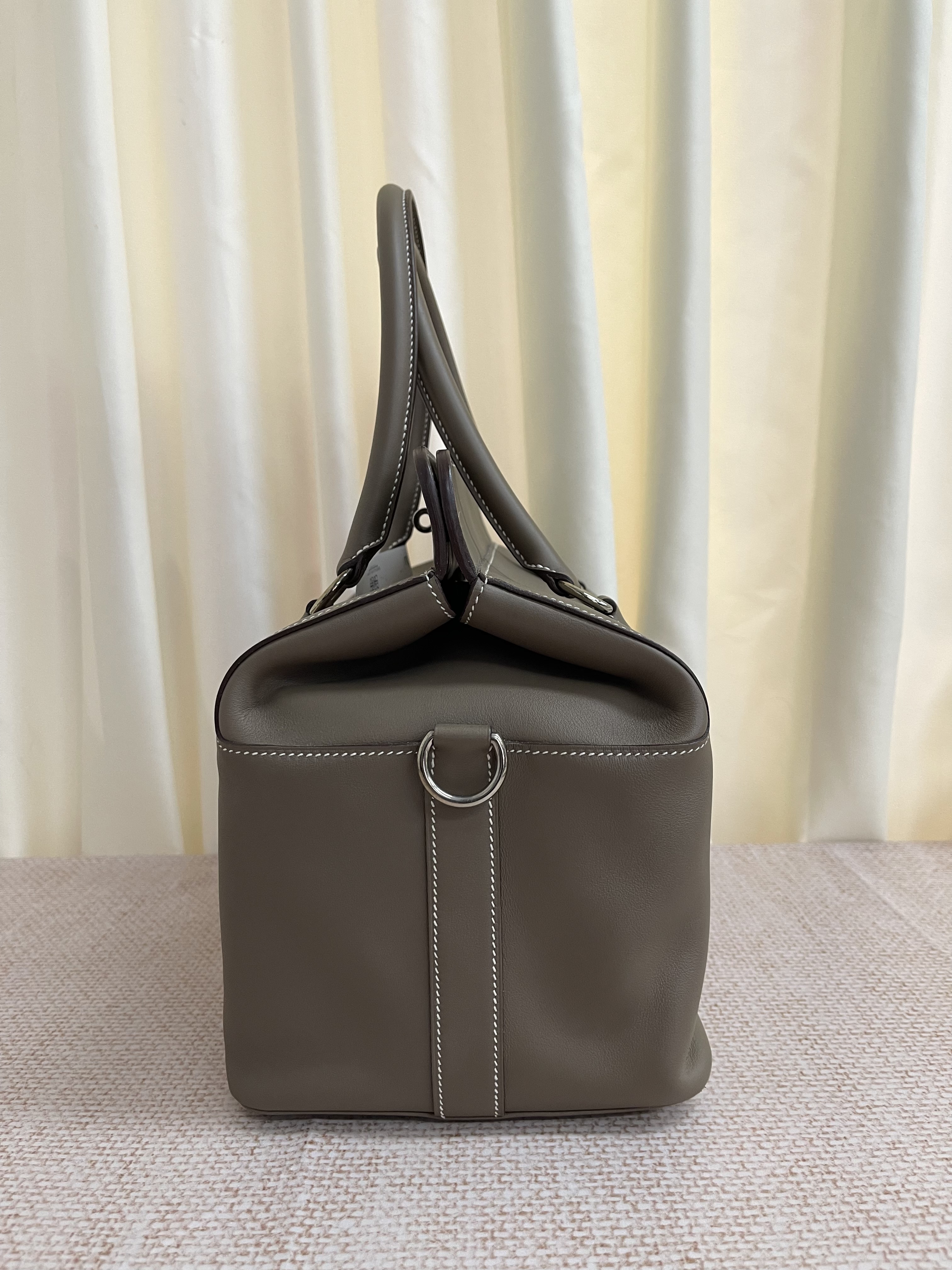 Pre-owned Hermes Toolbox 26/ Stamp R / Product Code: 26022101