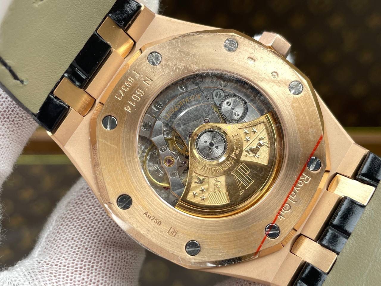 爱彼皇家橡树系列玫瑰金男士腕表