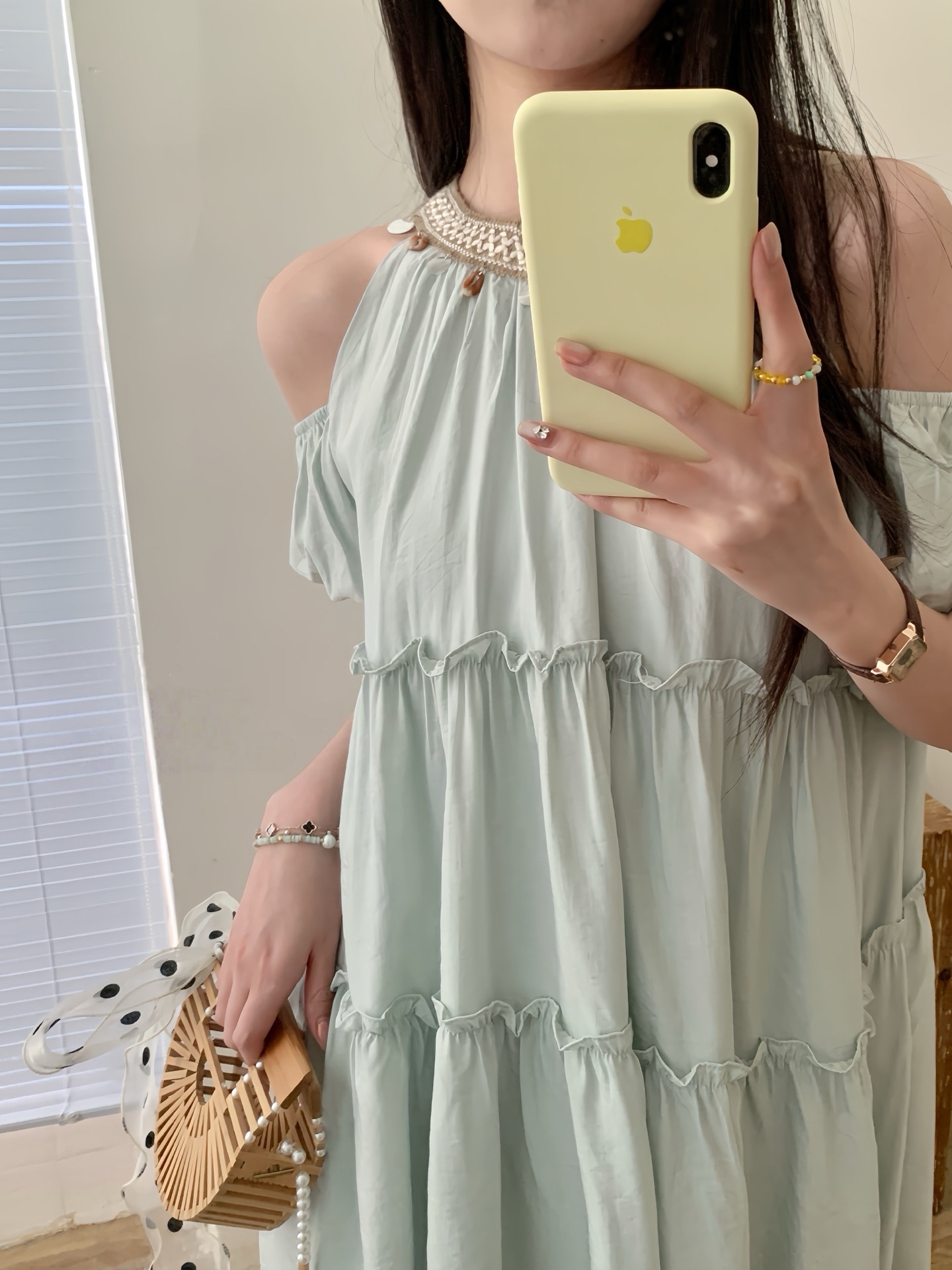 Natasha Bohemia Halterneck Dress 波西米亚度假风挂脖露肩连衣裙👗(3 colors)