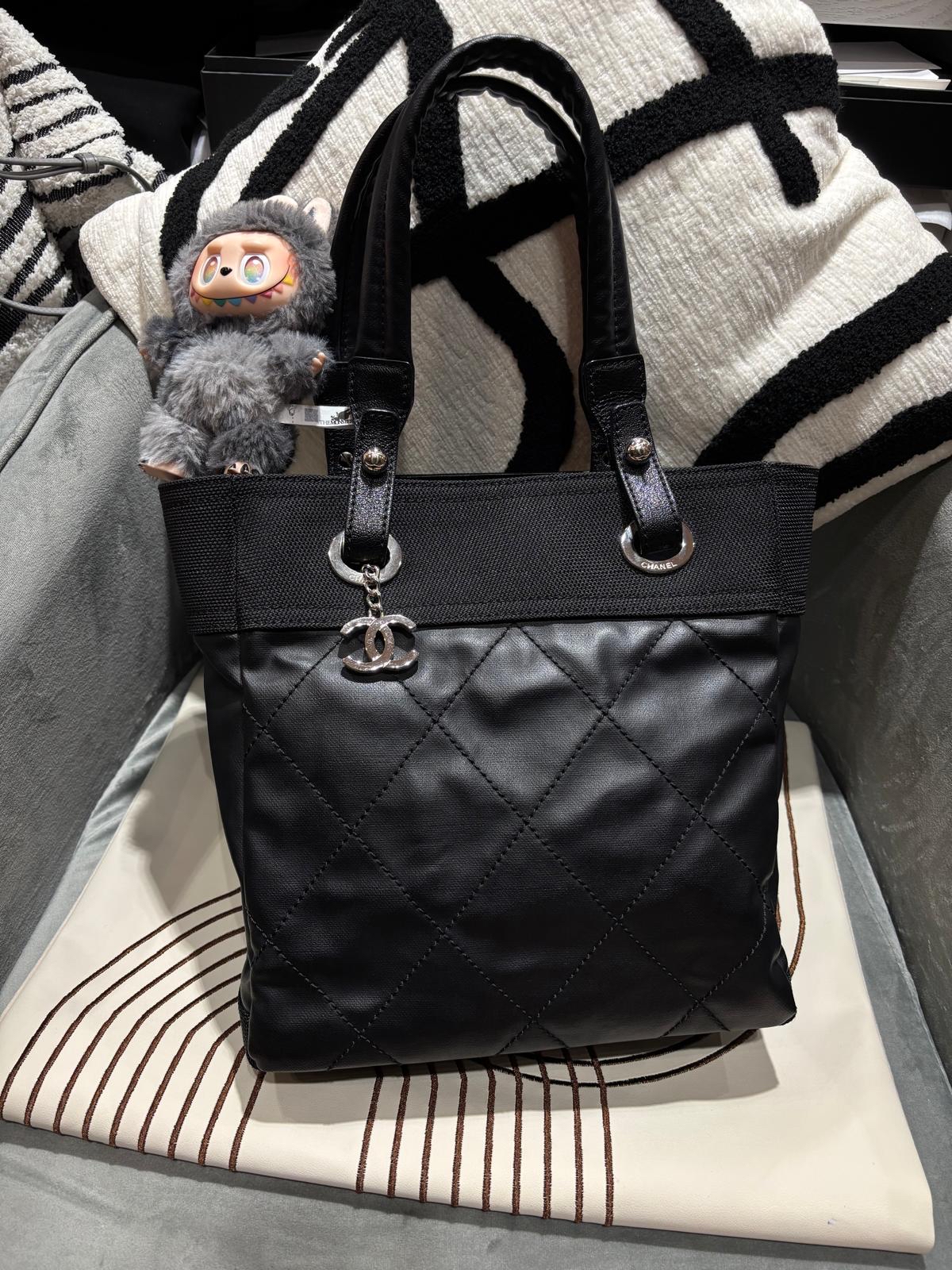Chanel Paris biarritz Tote Bag 100%Authentic, 95%New ✅Card✅Dust bag