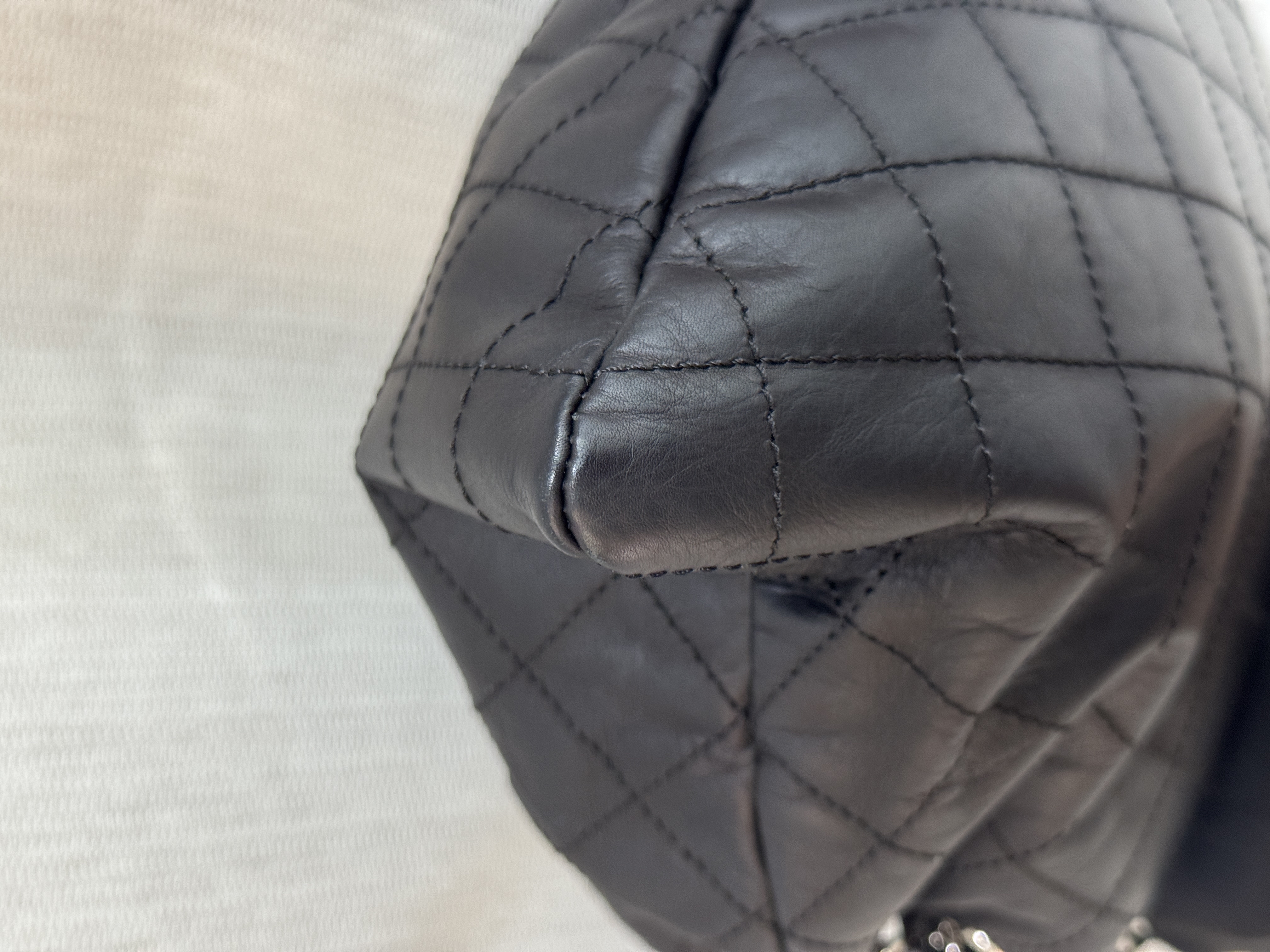 Pre-Owned CHANEL Bucket Bag / Product Code : 26021608