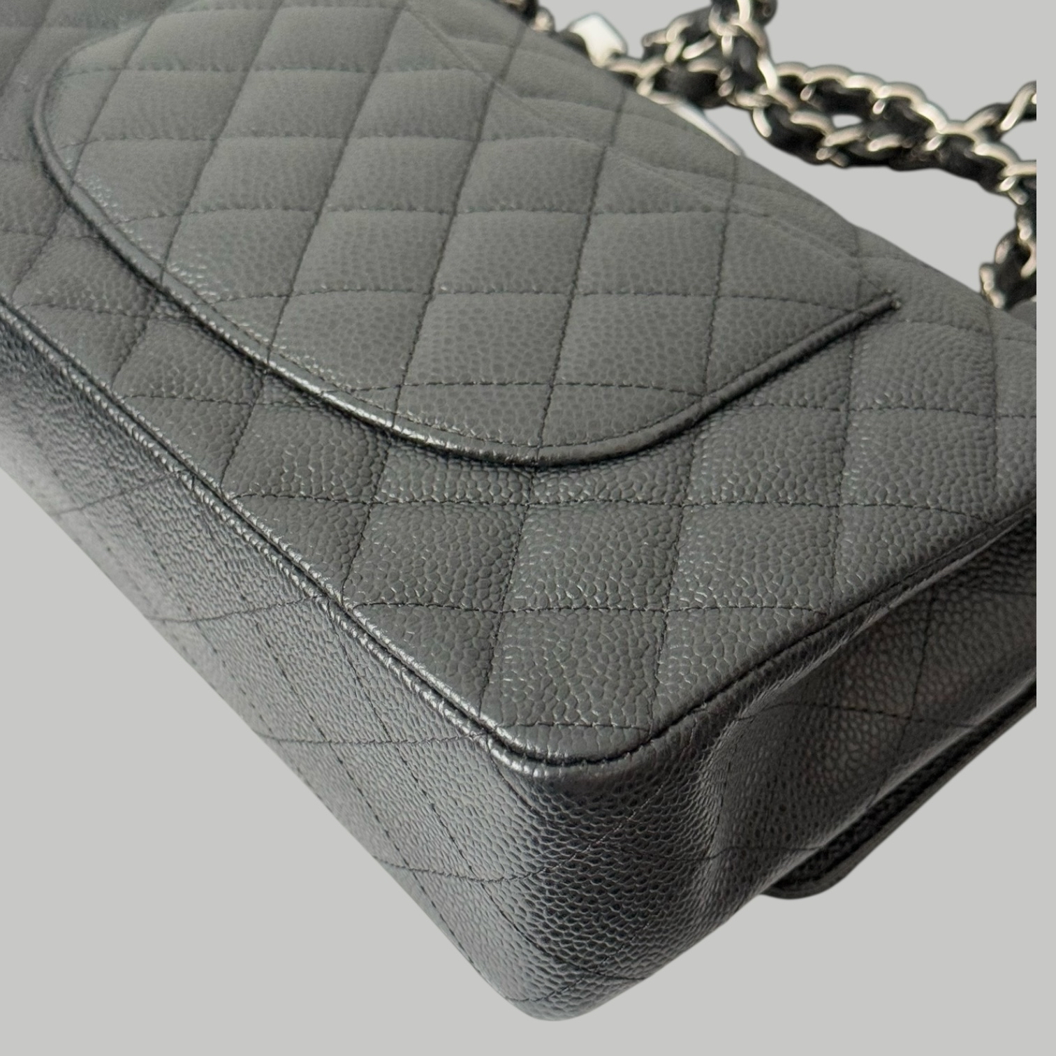 Chanel  Caviar CF25 銀扣