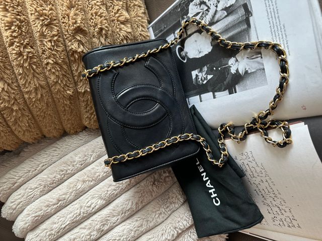 ショルダーバッグ・ポシェット × ヴィンテージ(中古) Chanel Top Handle Mini Chain Crossbody Bag ショルダーバッグ・ポシェット × ヴィンテージ(中古) Chanel Top