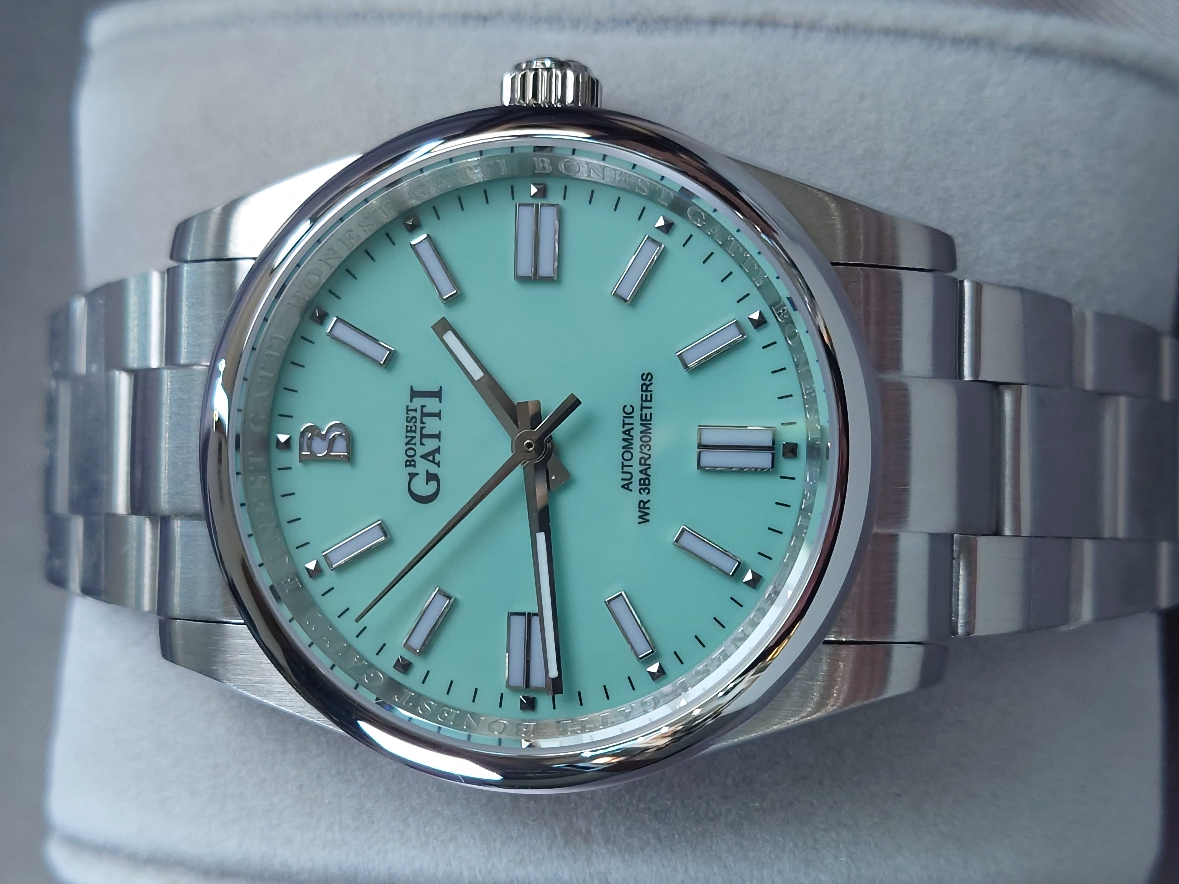 Bonest Gatti 隱藏錶面馬年特別版動錶 BG8015-S2 粉藍