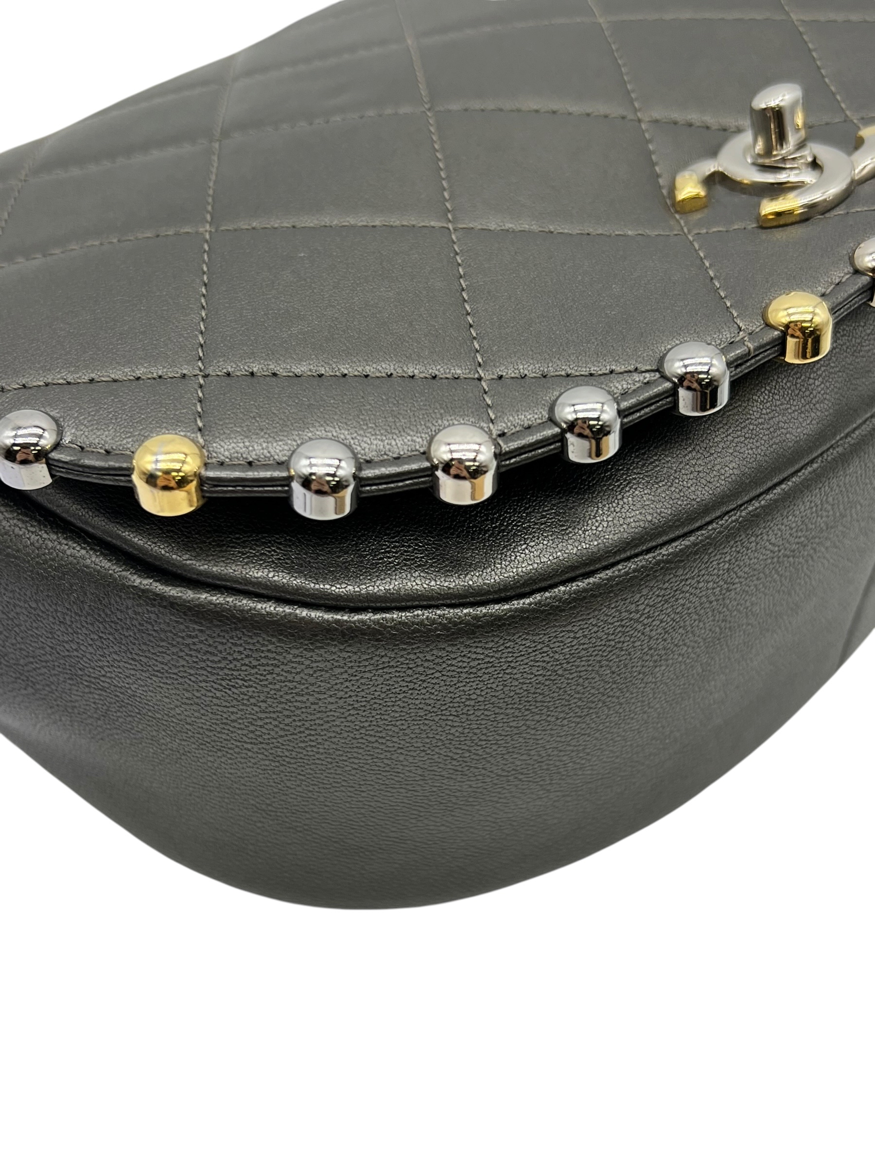 Pre-owned CHANEL Studded Bubble Flap Bag / Product Code: 080305