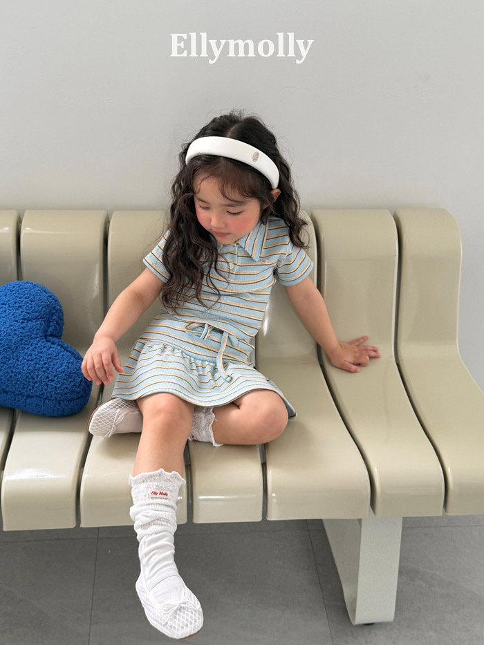 🇰🇷Ellymolly tee