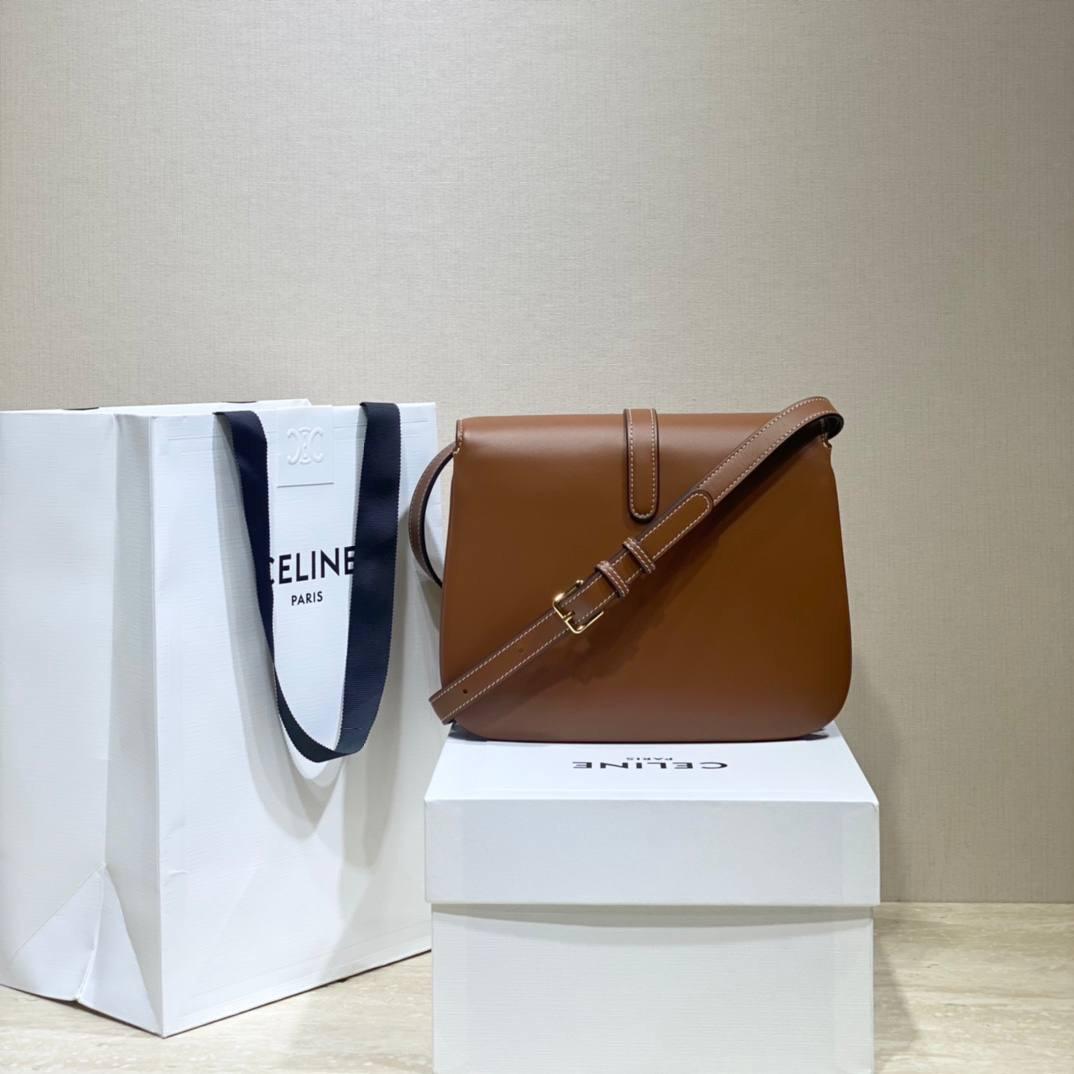 🔥大货实拍图 𝗖𝗘𝗟𝗜𝗡𝗘♥𝗧𝗔𝗕𝗢𝗨 型号：22*16*7cm 尺寸：196583