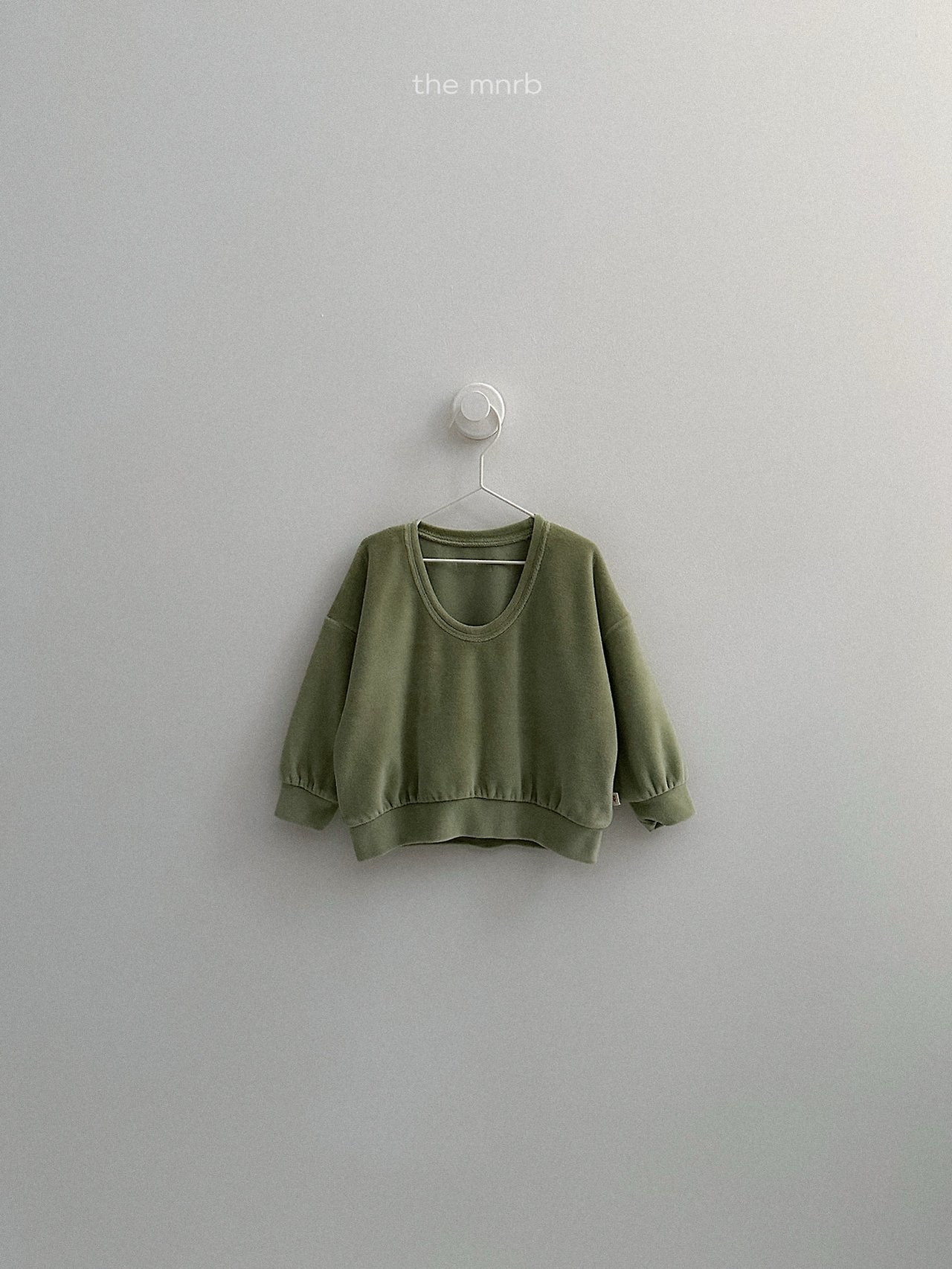Mnirobe | Velour U-Neck Sweatshirt