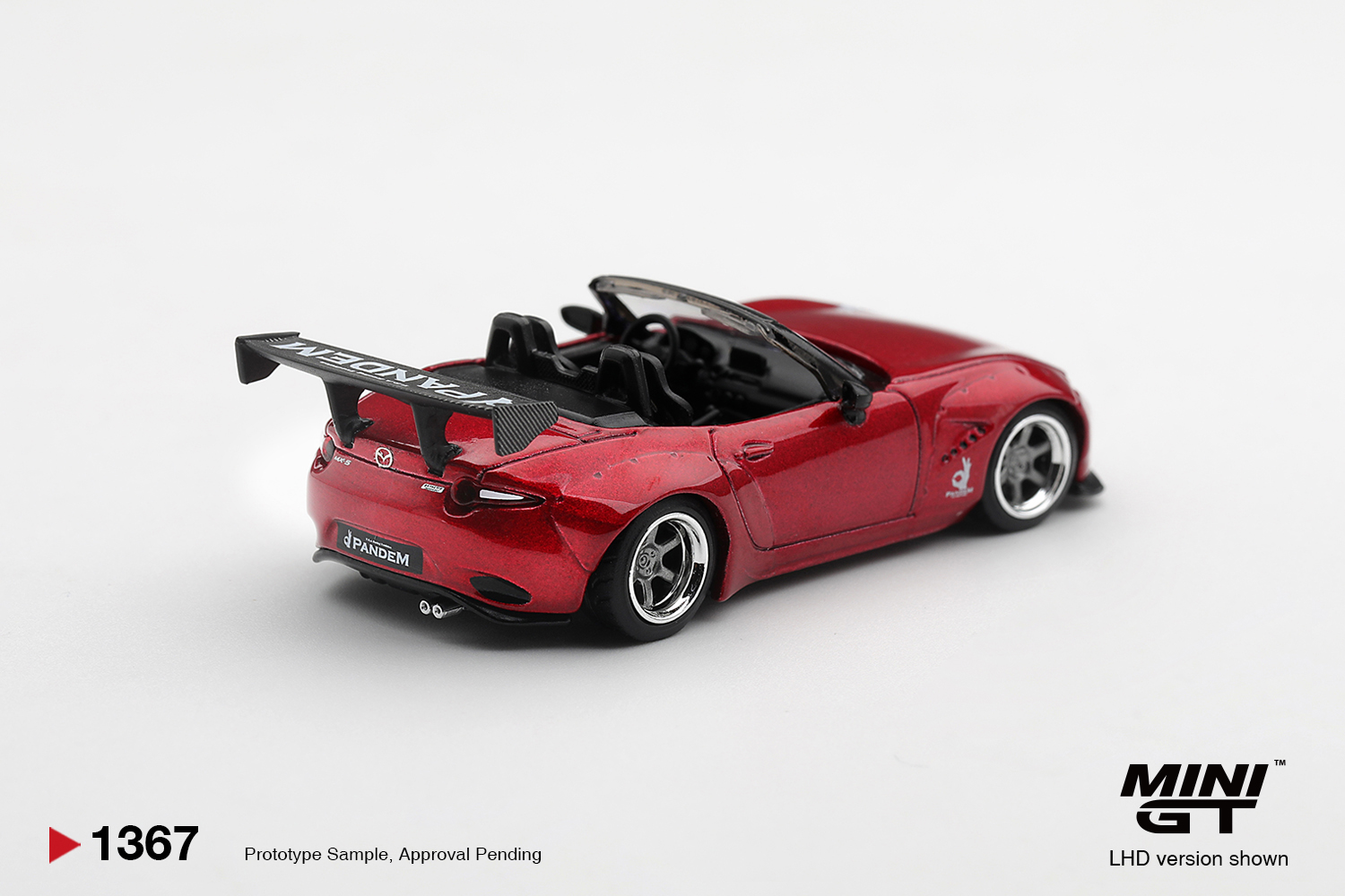 （預訂 Pre Order) MINI GT ( MGT01367-R ) Mazda Miata MX-5 (ND) Pandem Kodo Red 