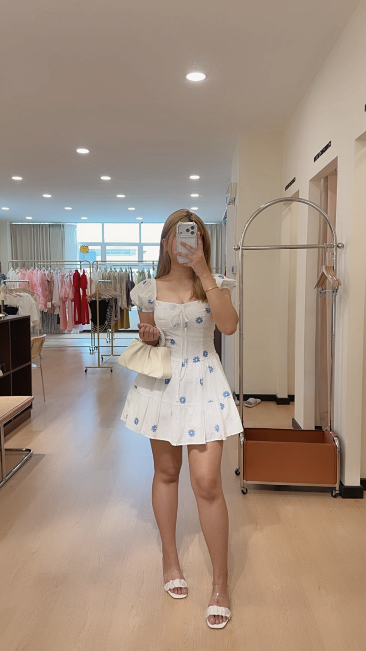 397泡泡袖连身裙