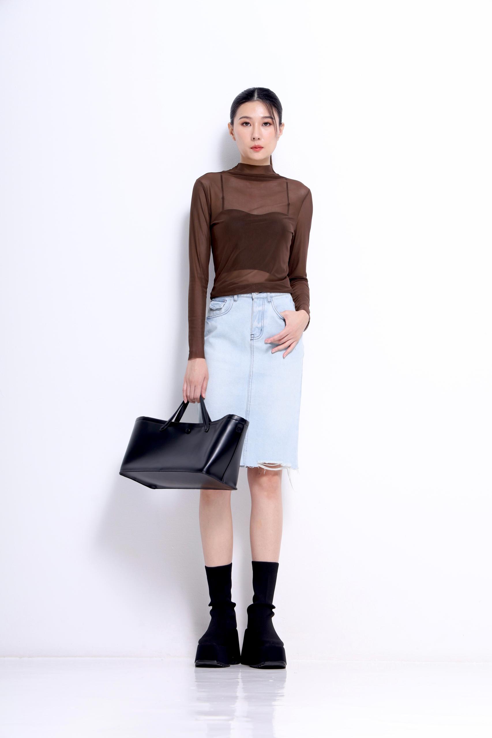 CB2737 SOFT HIGH NECK L/SLLV TOP