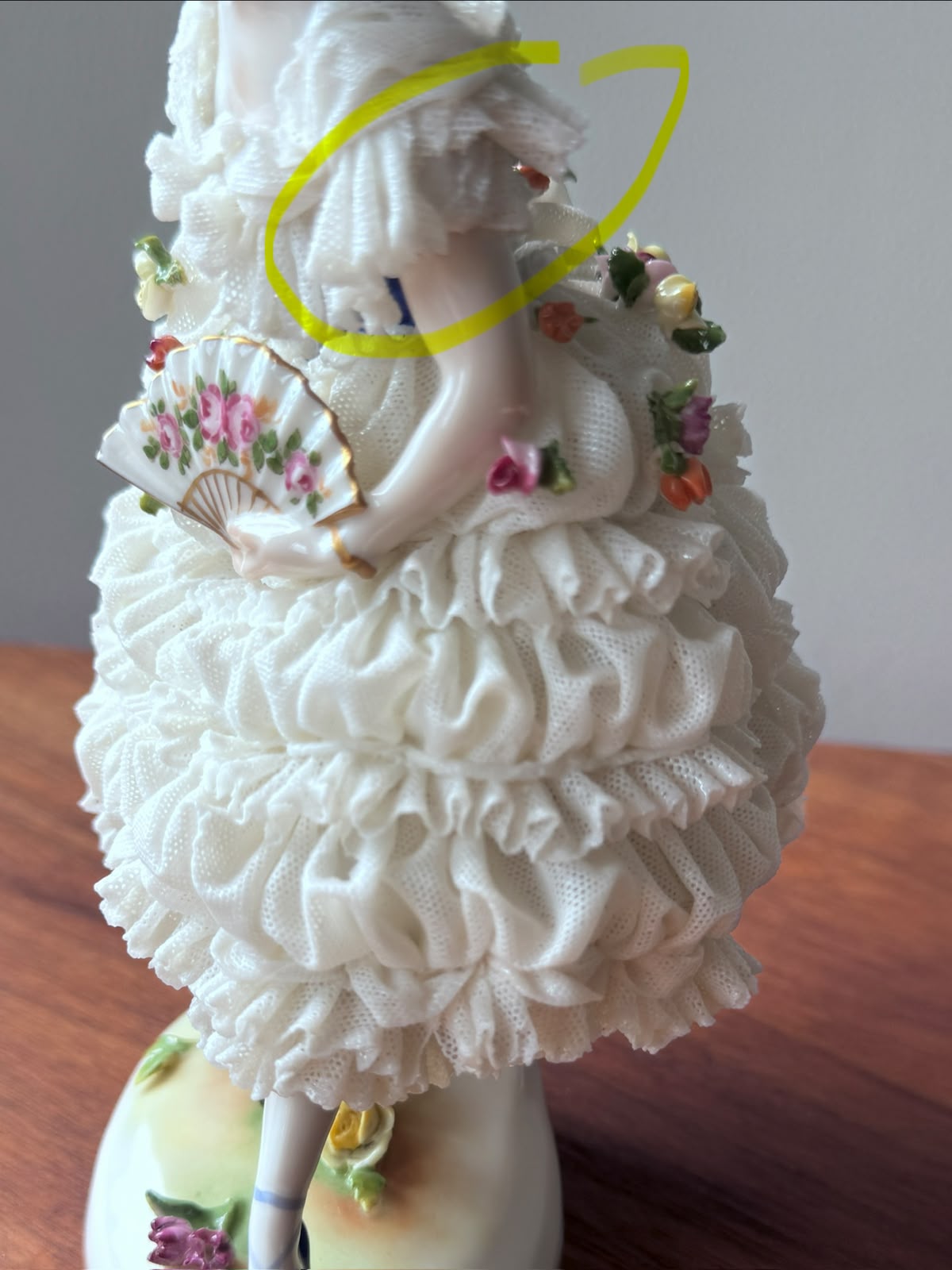 Antique Early 20th Century German Dresden-Style Hand-painted Porcelain Lace Lady Figurine (MT2615)