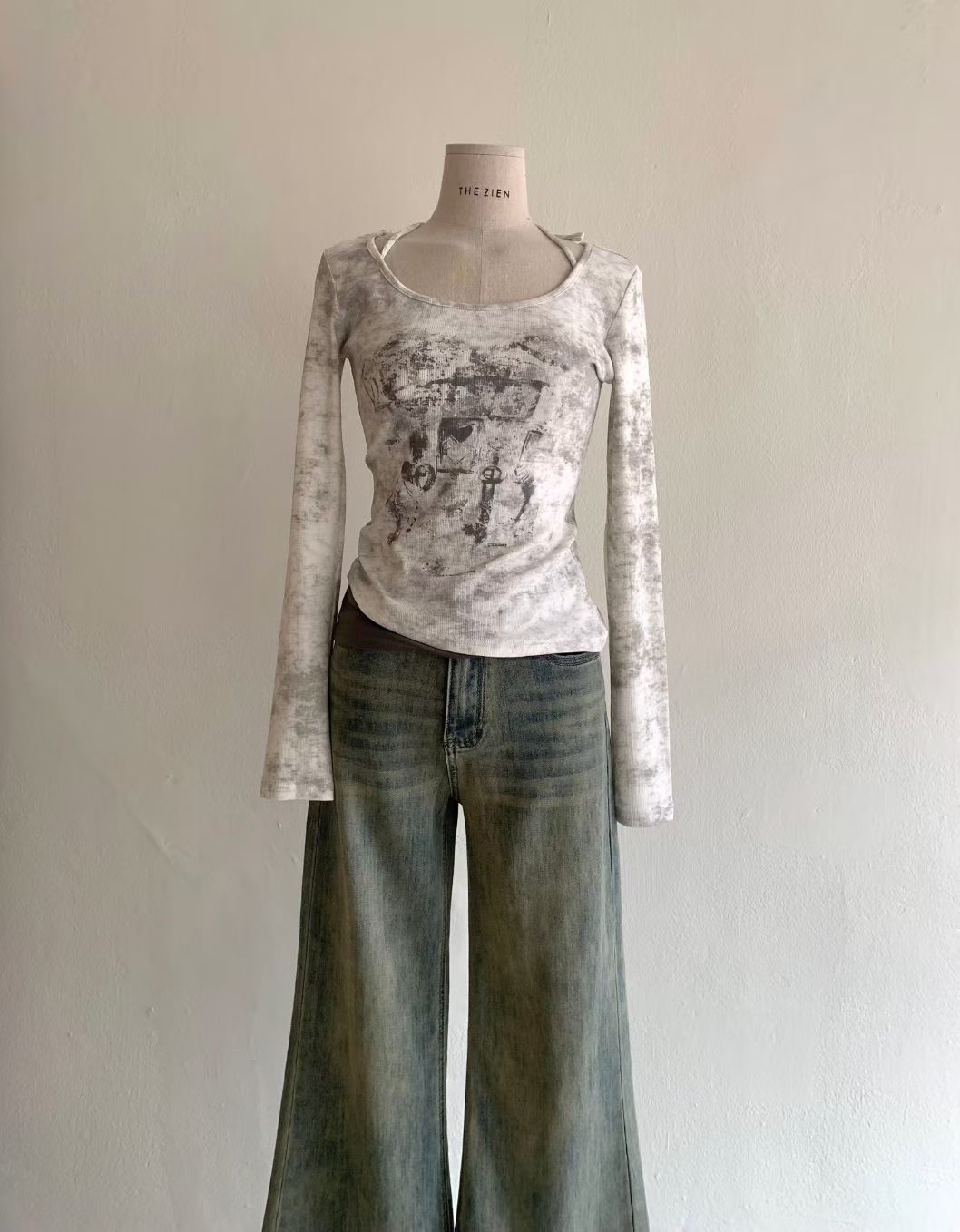 已售罄❌韓國扎染掛頸下擺不規則Top