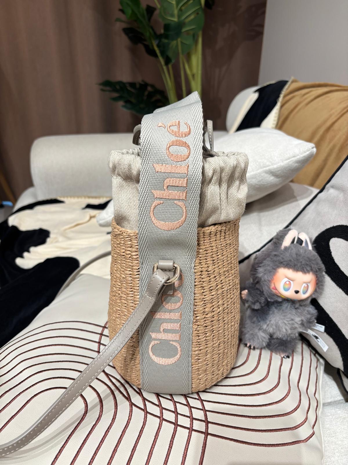 未使用品 Chloe Woody Small Bucket 100%Aurlthentic, Unused ✅Dust bag