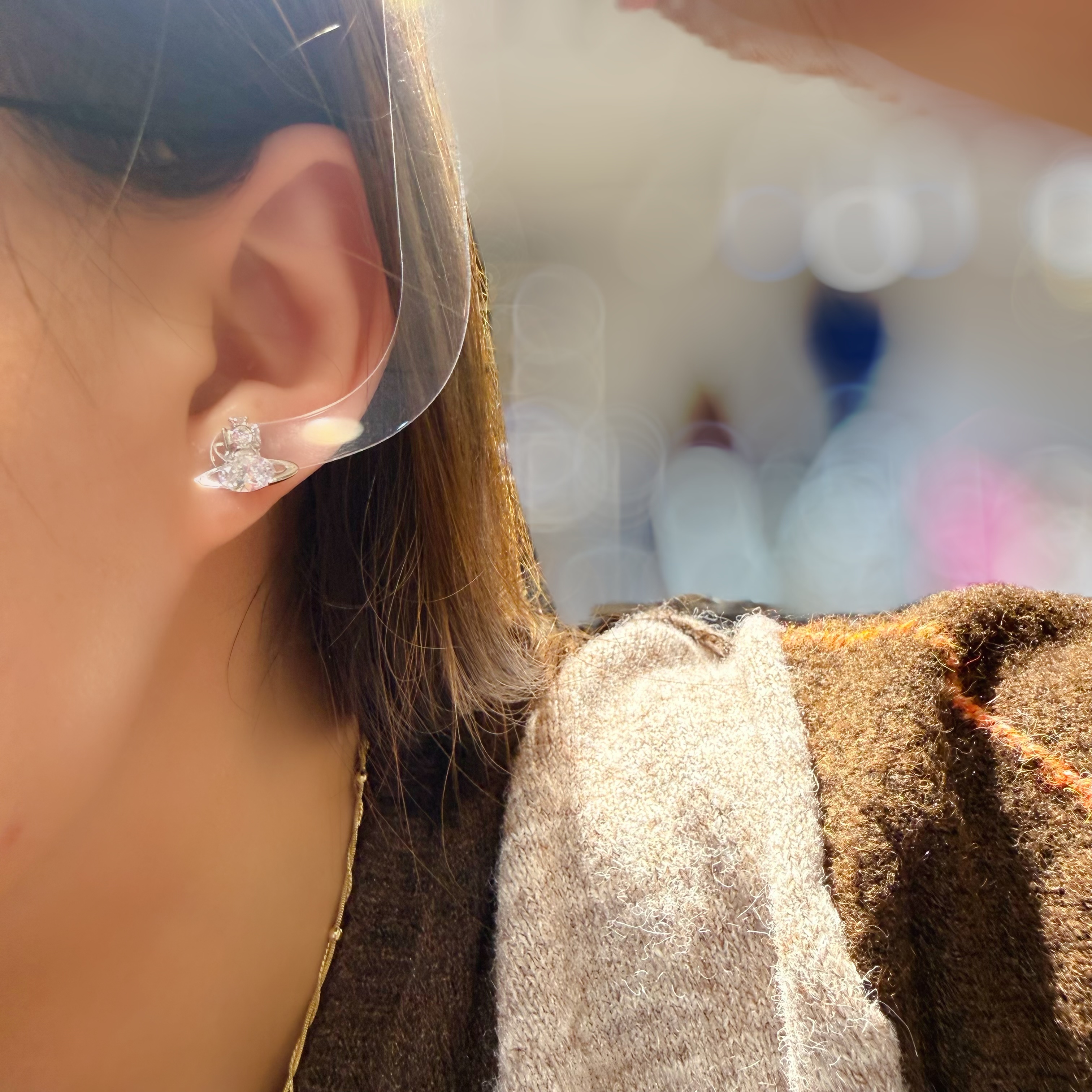 Vivienne Westwood Aillie earrings orb/s