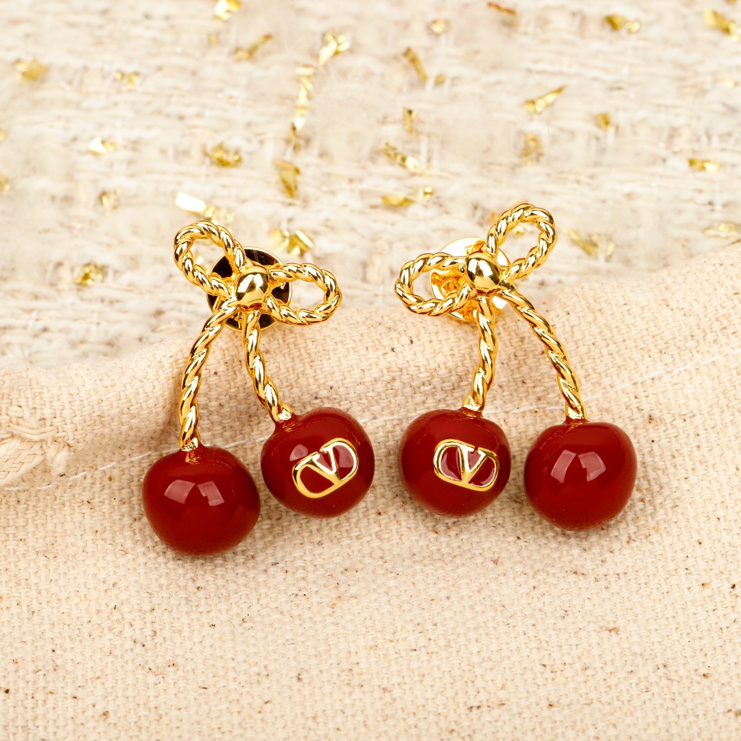 【原單】Valentino Garavani 紅櫻桃耳環 - 禮盒裝