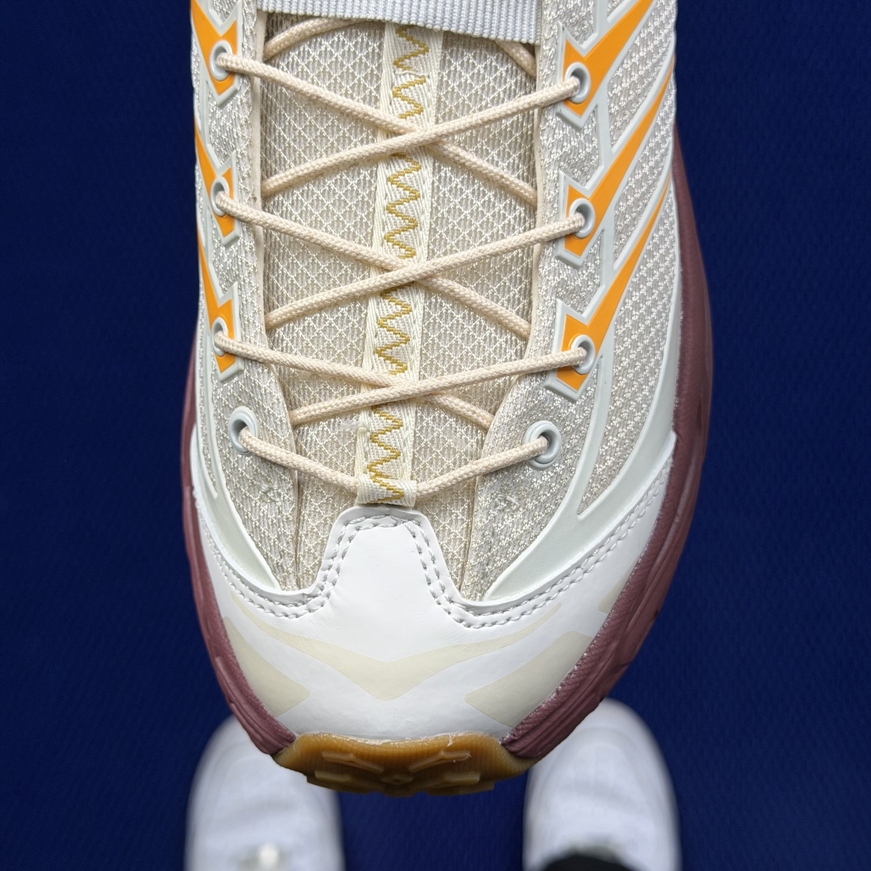 Hoka One One Mafate Three 2 