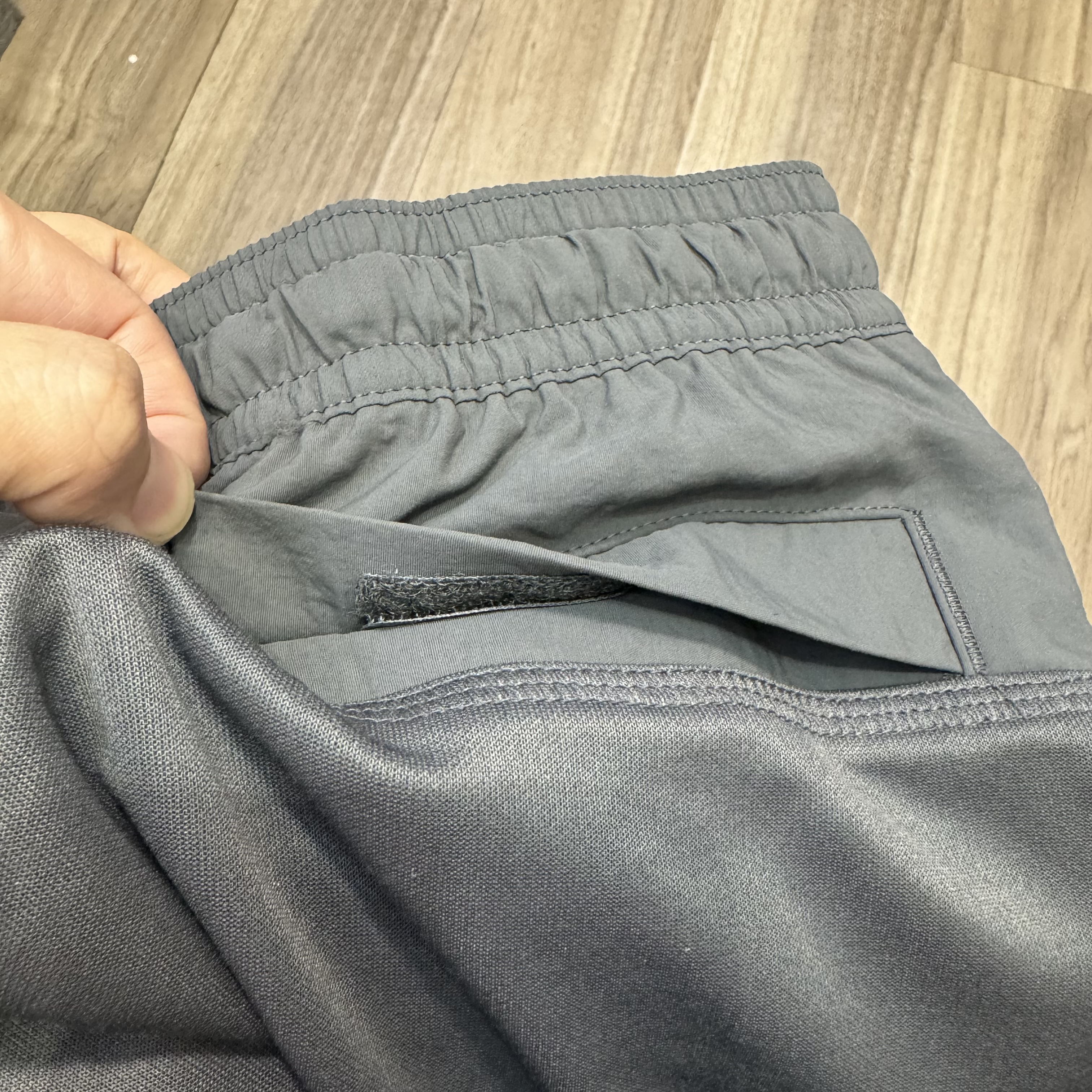 Hong Kong football team player training short