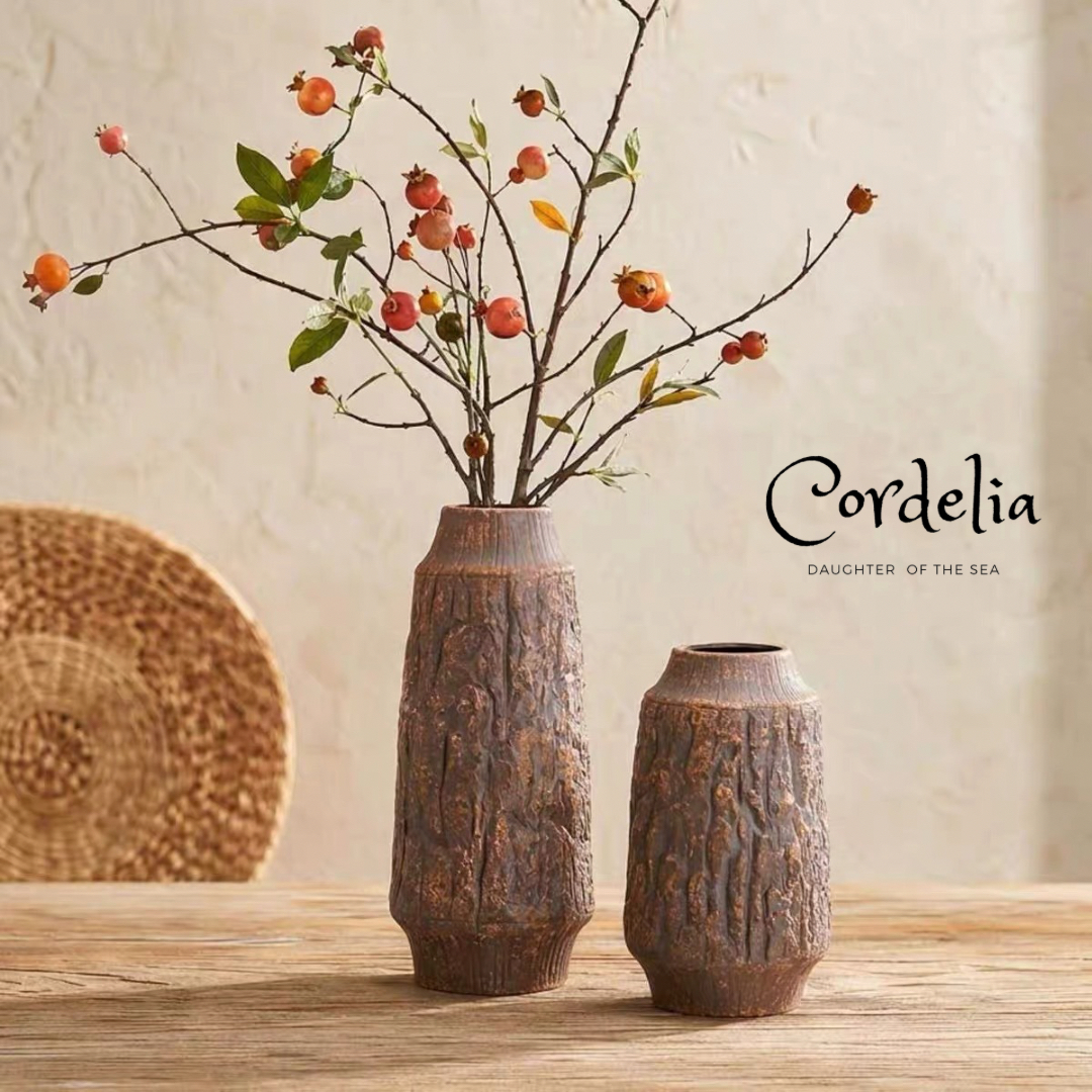 Cordelia 仿樹皮復古花瓶
