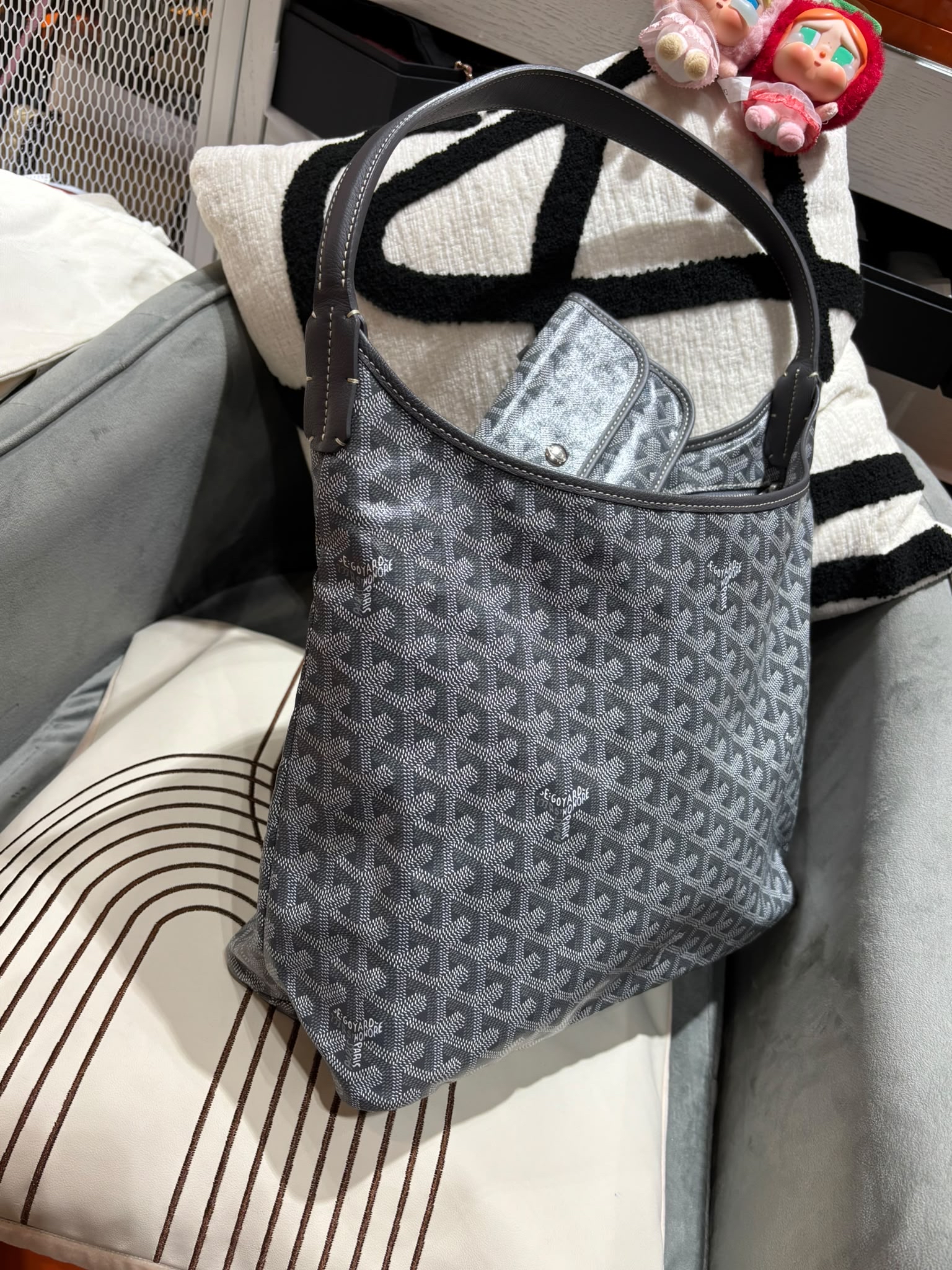 Goyard boheme hobo bag   100%Authentic, 98%New ✅Dust bag