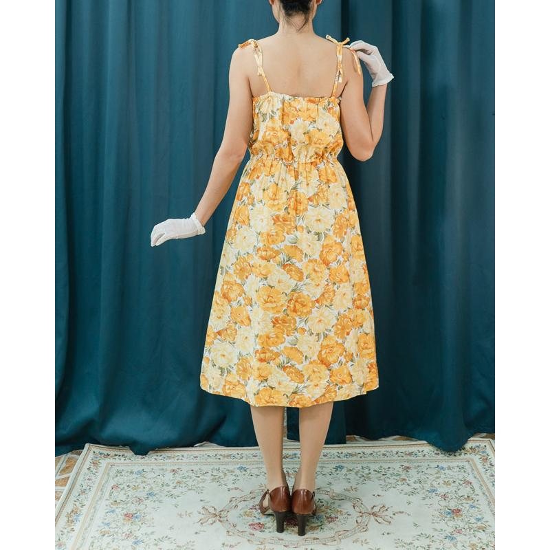 Vintage Japanese Summer Floral Spaghetti Strap Picnic Dress with Collar Detail (NA0785)