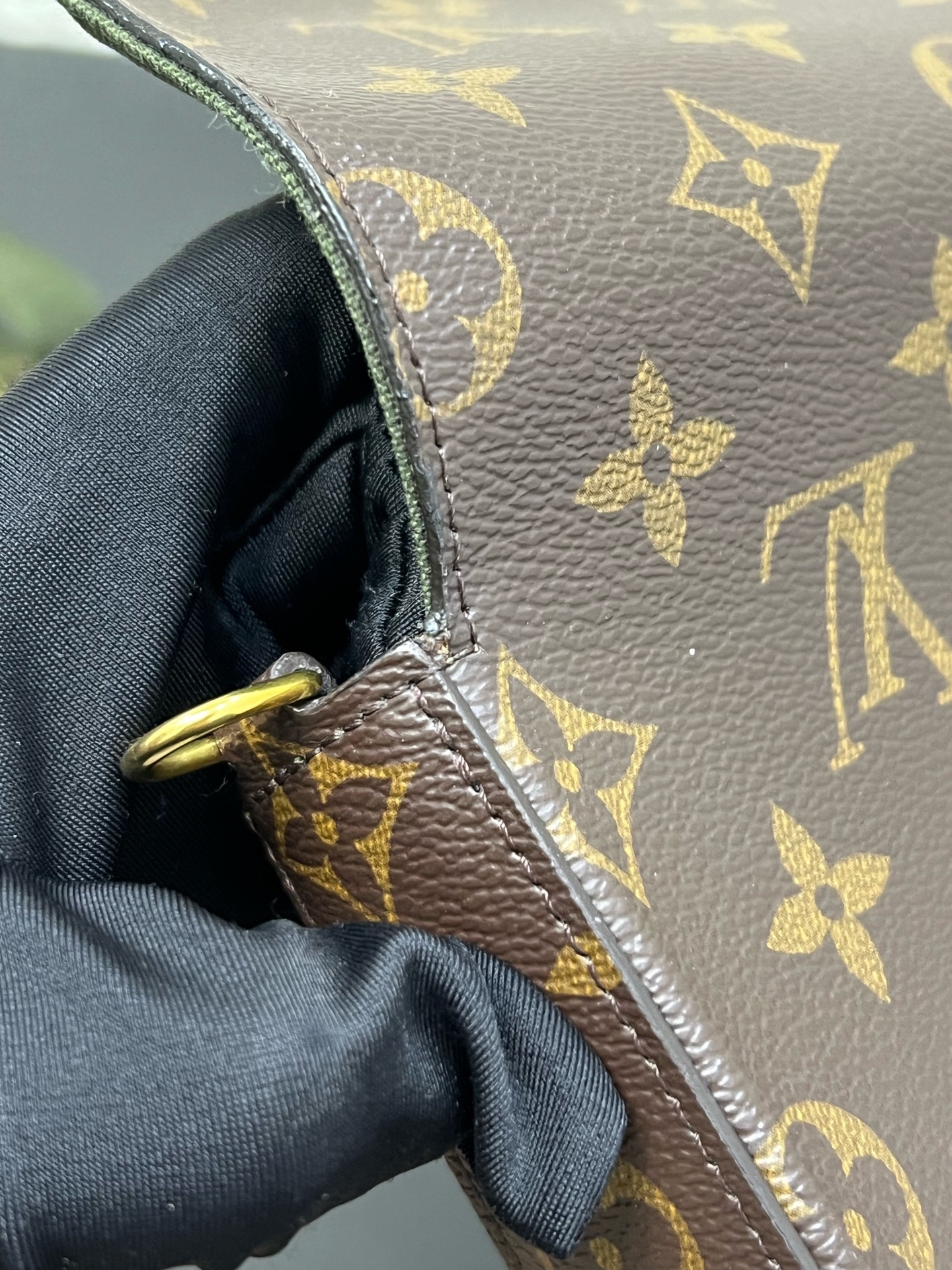 【預訂貨品】LV老花綠三合一woc