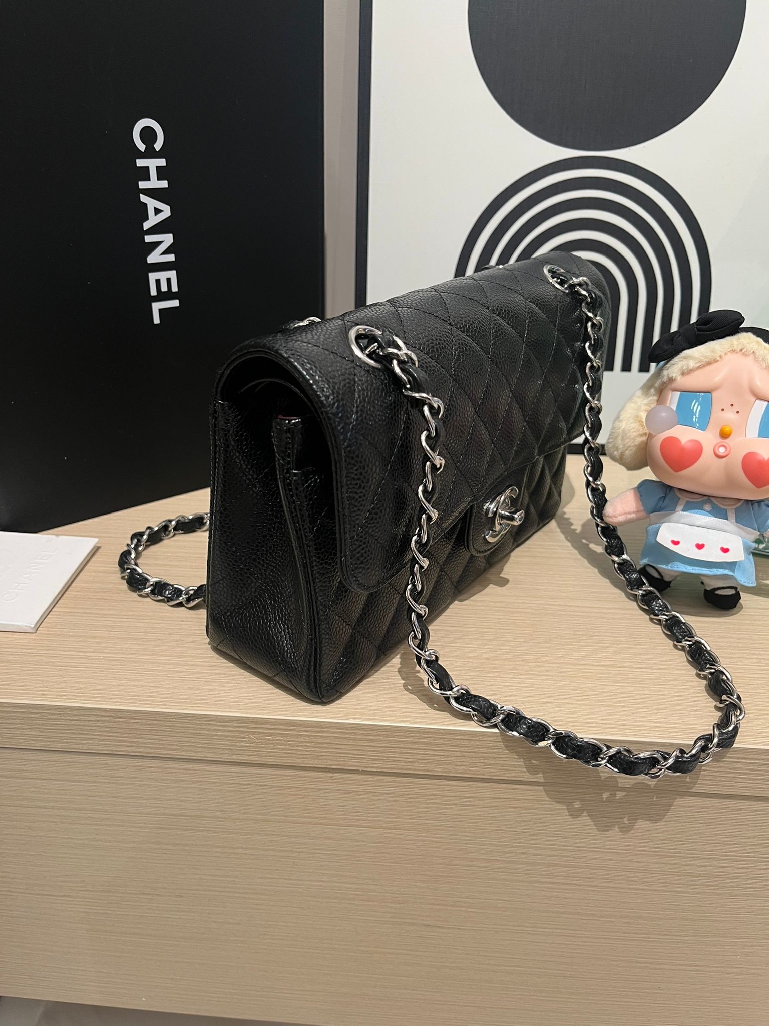 CHANEL classic flap small 23cm A01113 CF23 黑色魚子醬牛皮銀扣,100%Authentic,99%new  ✅ 香港專門店收據✅晶片✅塵袋✅box  
