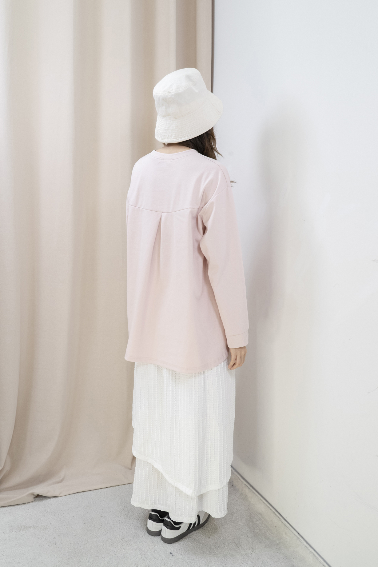 後背工字褶挺棉上衣（粉紅色）