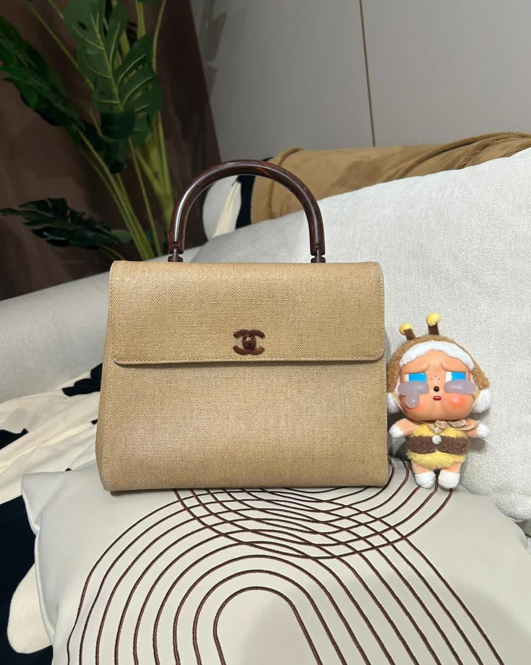 Chanel vintage Kelly bag  100%Authentic, 98%new  ✅card ✅ dust bag