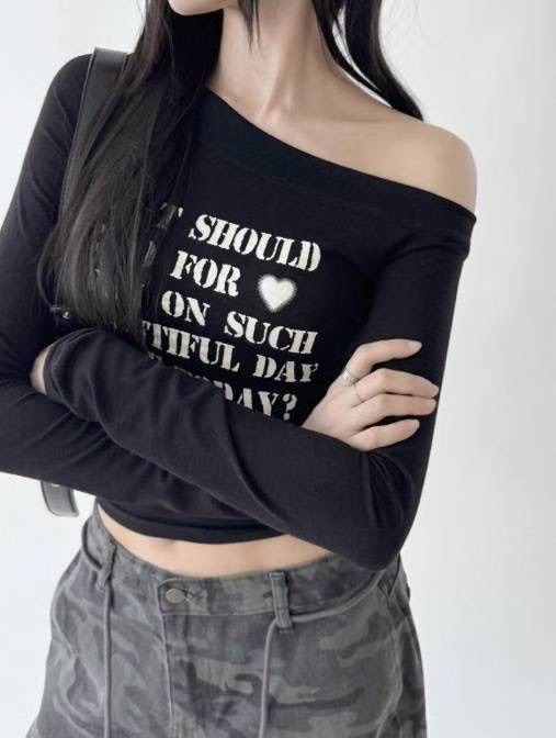 已售罄❌韓國斜露膊字句打底衫