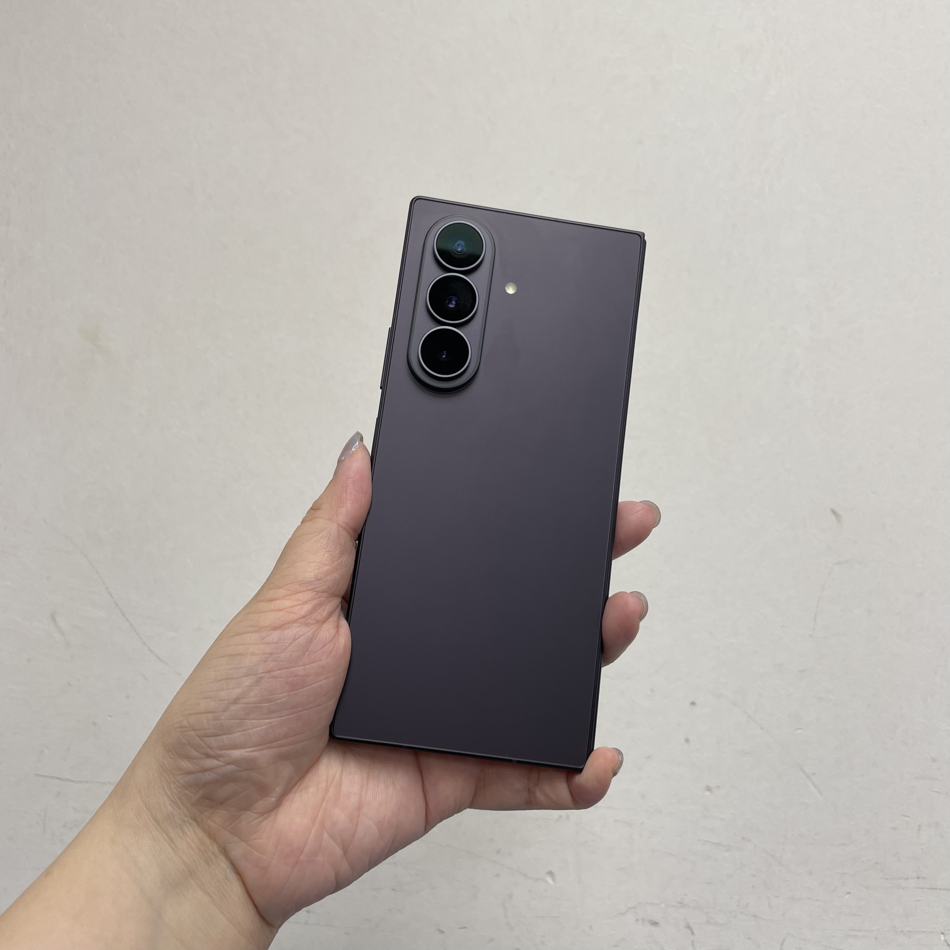*7380 Galaxy Z Fold 8 Ultra 全新機 16+1TB 暗紫色 purple