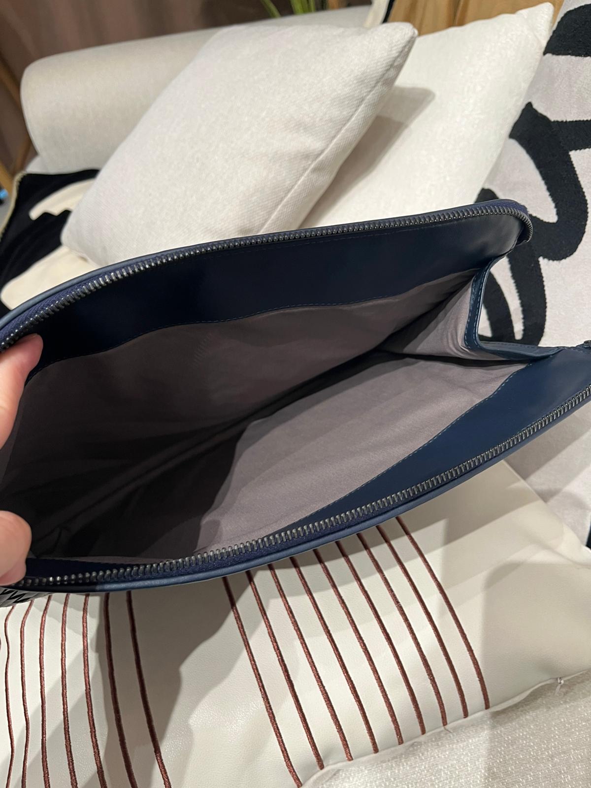 Bottega Veneta BV Clutch Bag 100%Authentic,98%new  