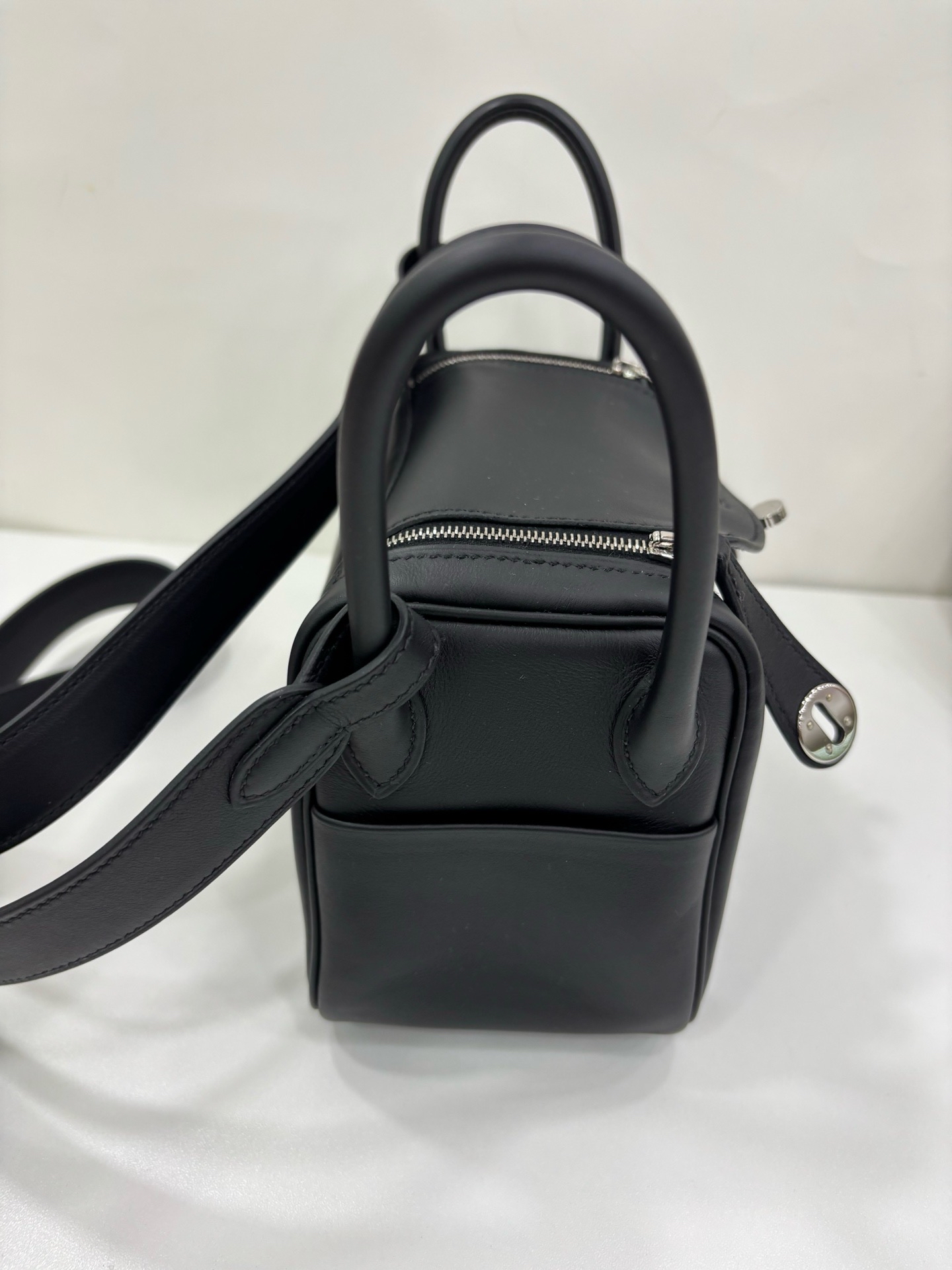 Unused Item HERMÉS Mini Lindy Stamp W / Product Code: 26052301