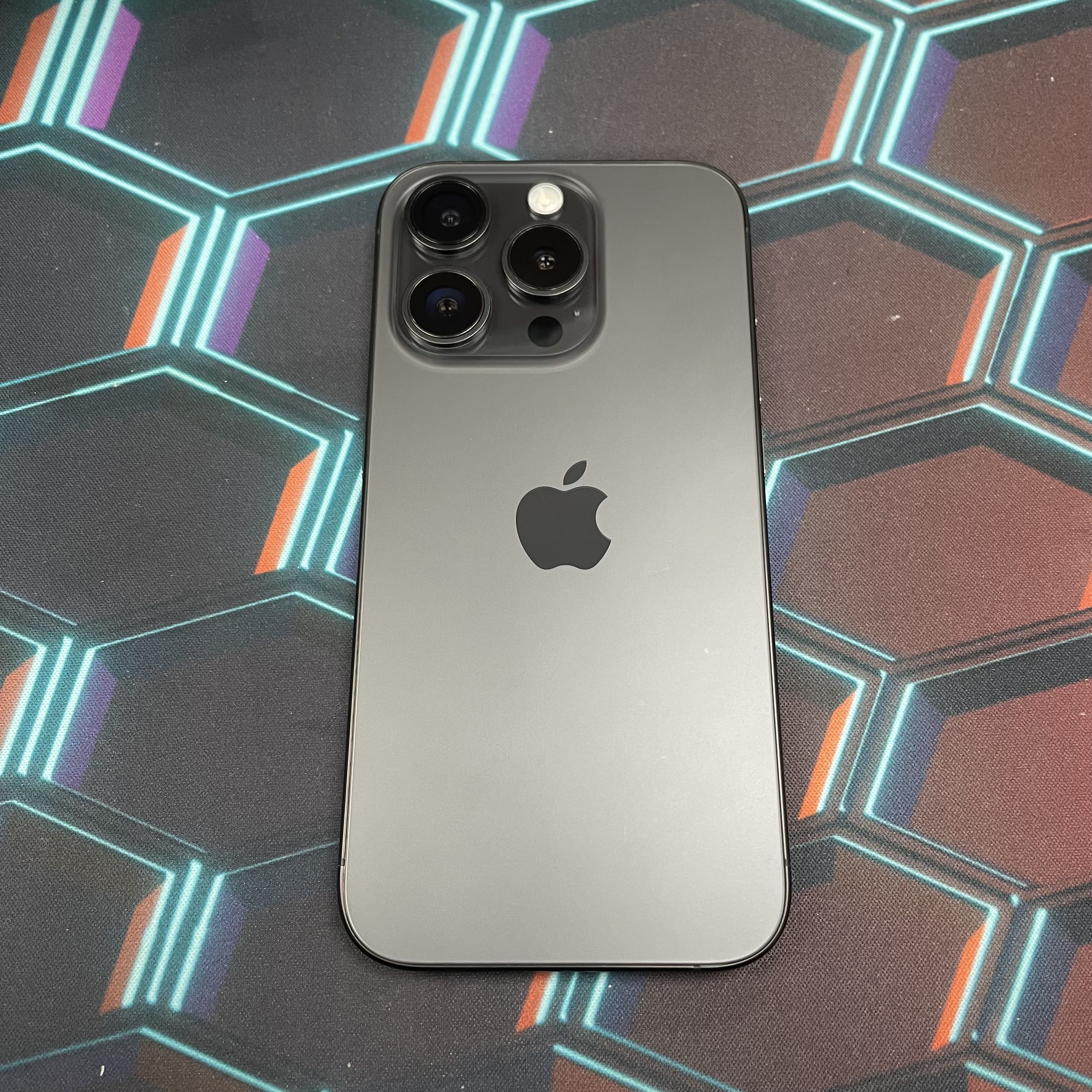 *6336 15 pro 完美機 128GB 電100 黑色 black