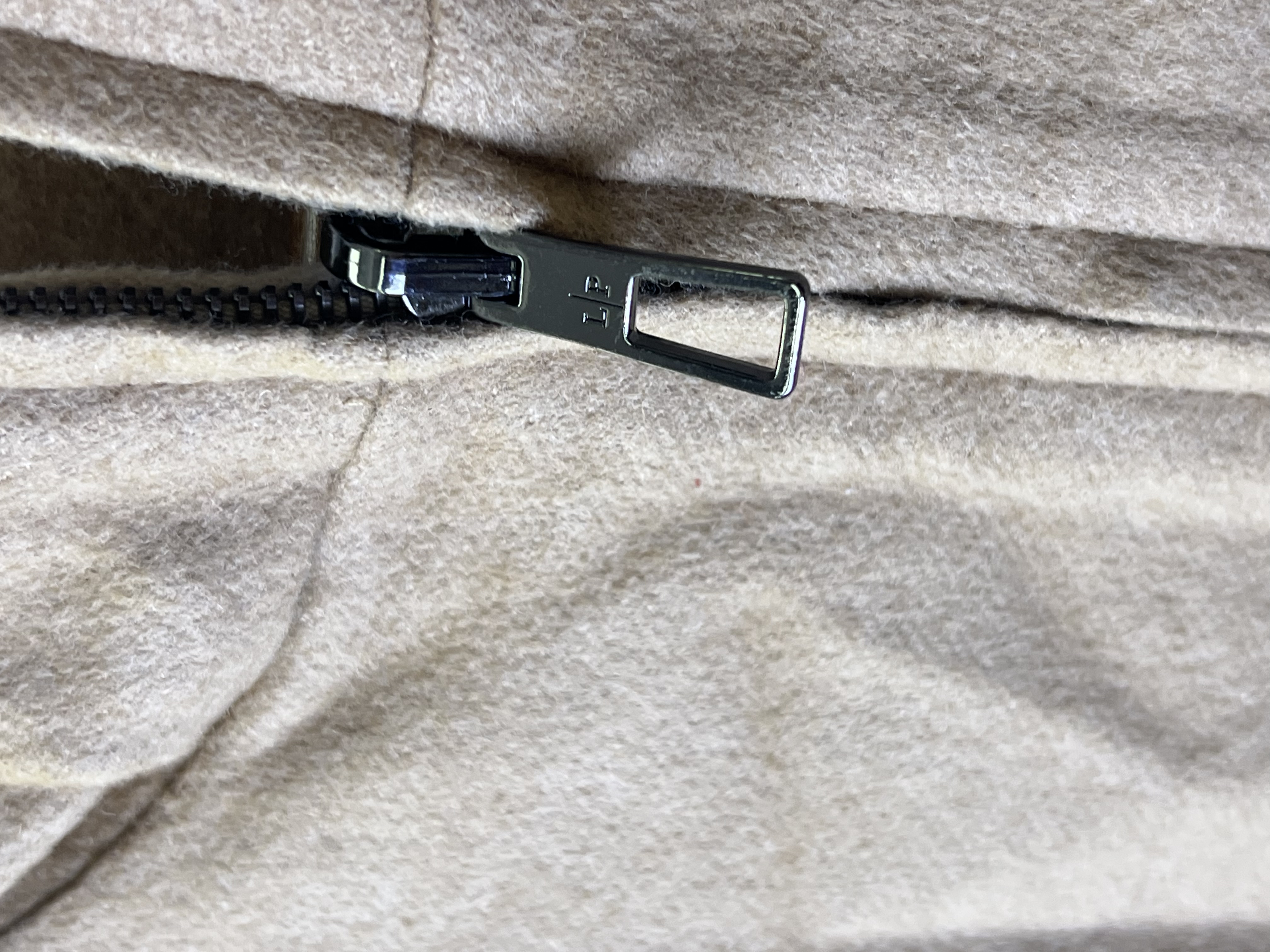 Pre-Owned LORO PIANA Jacket / Product Code: 26041912