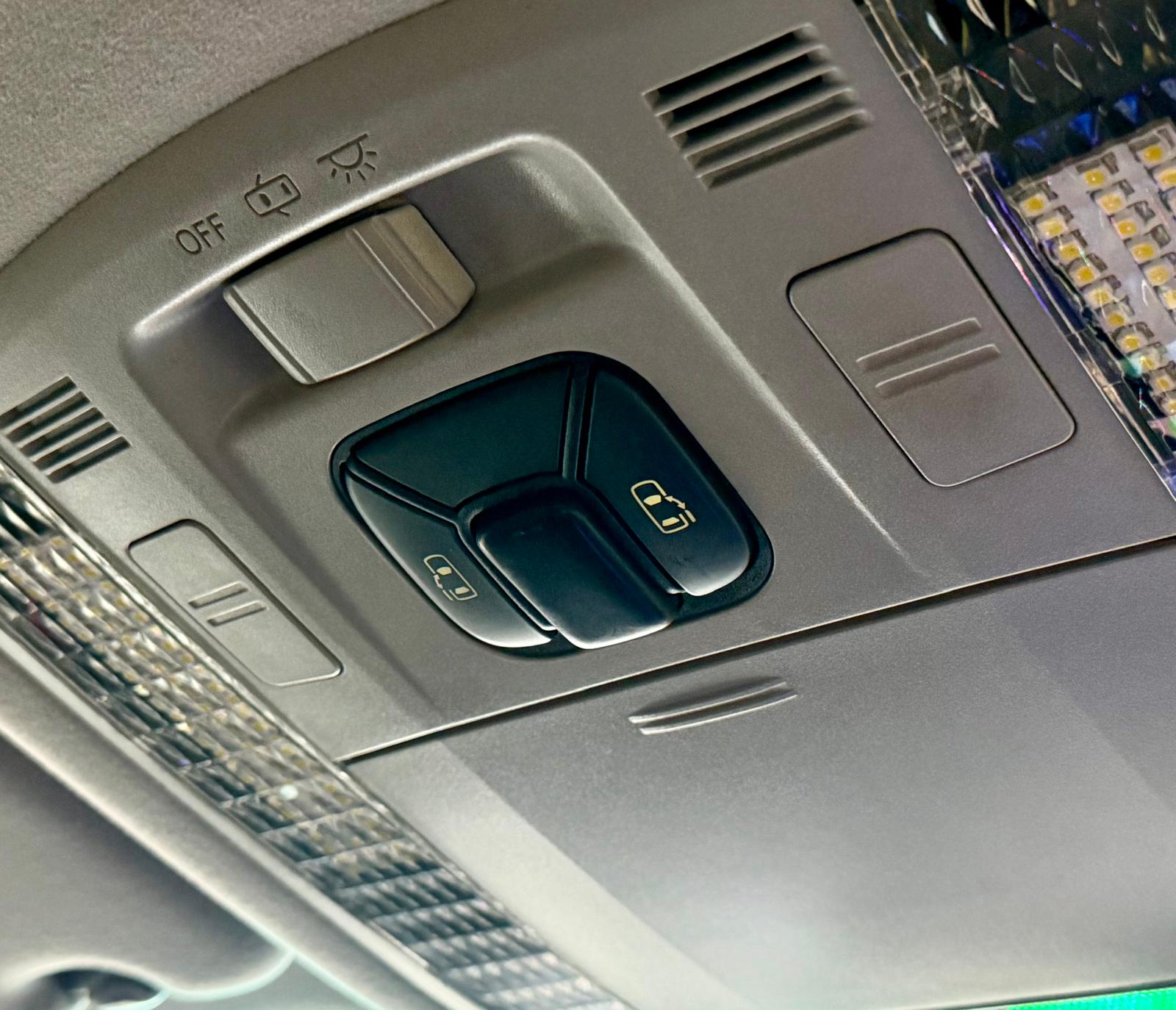 Toyota Vellfire 2.4 Modellista 2005